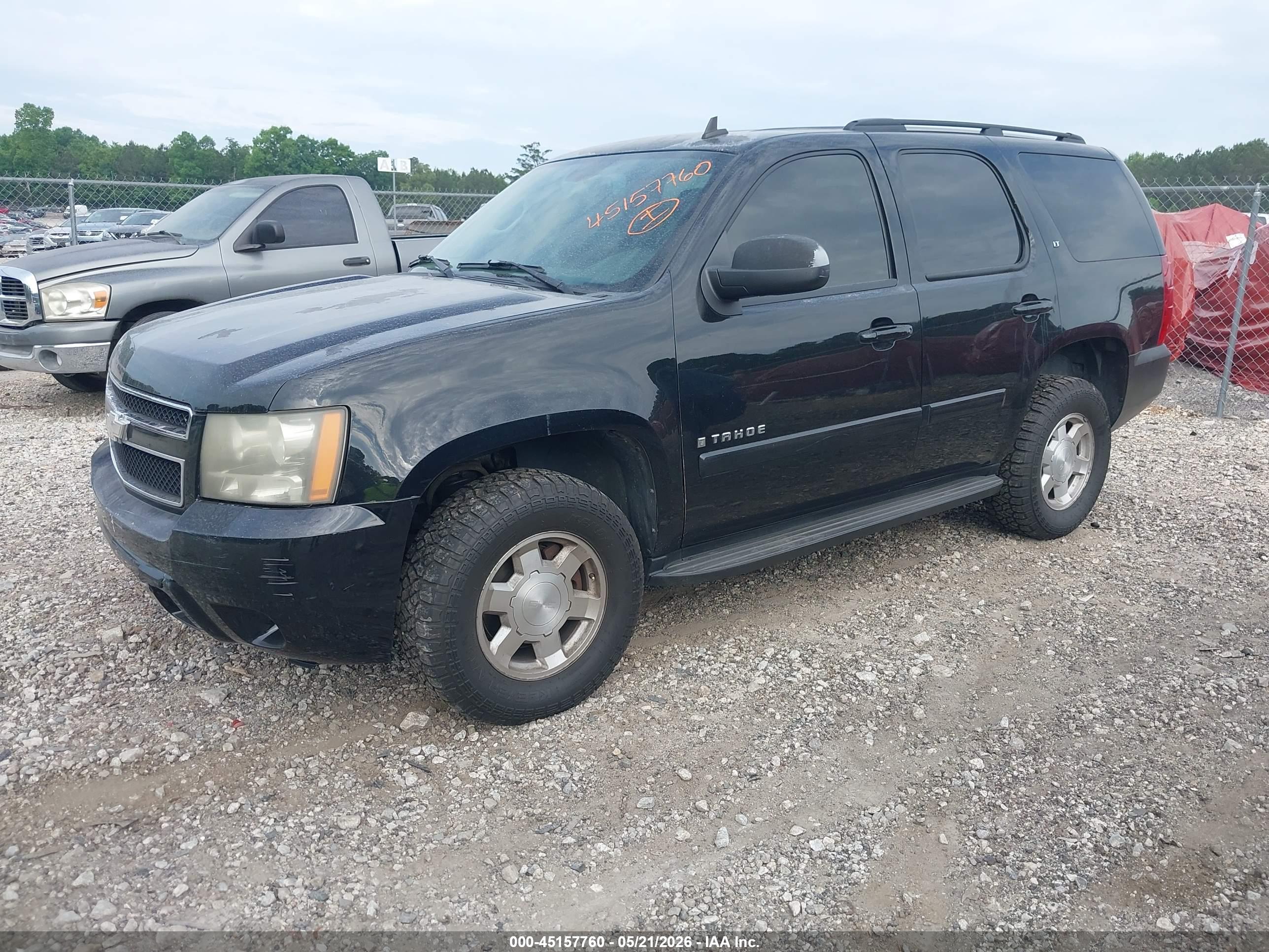 CHEVROLET TAHOE image 2