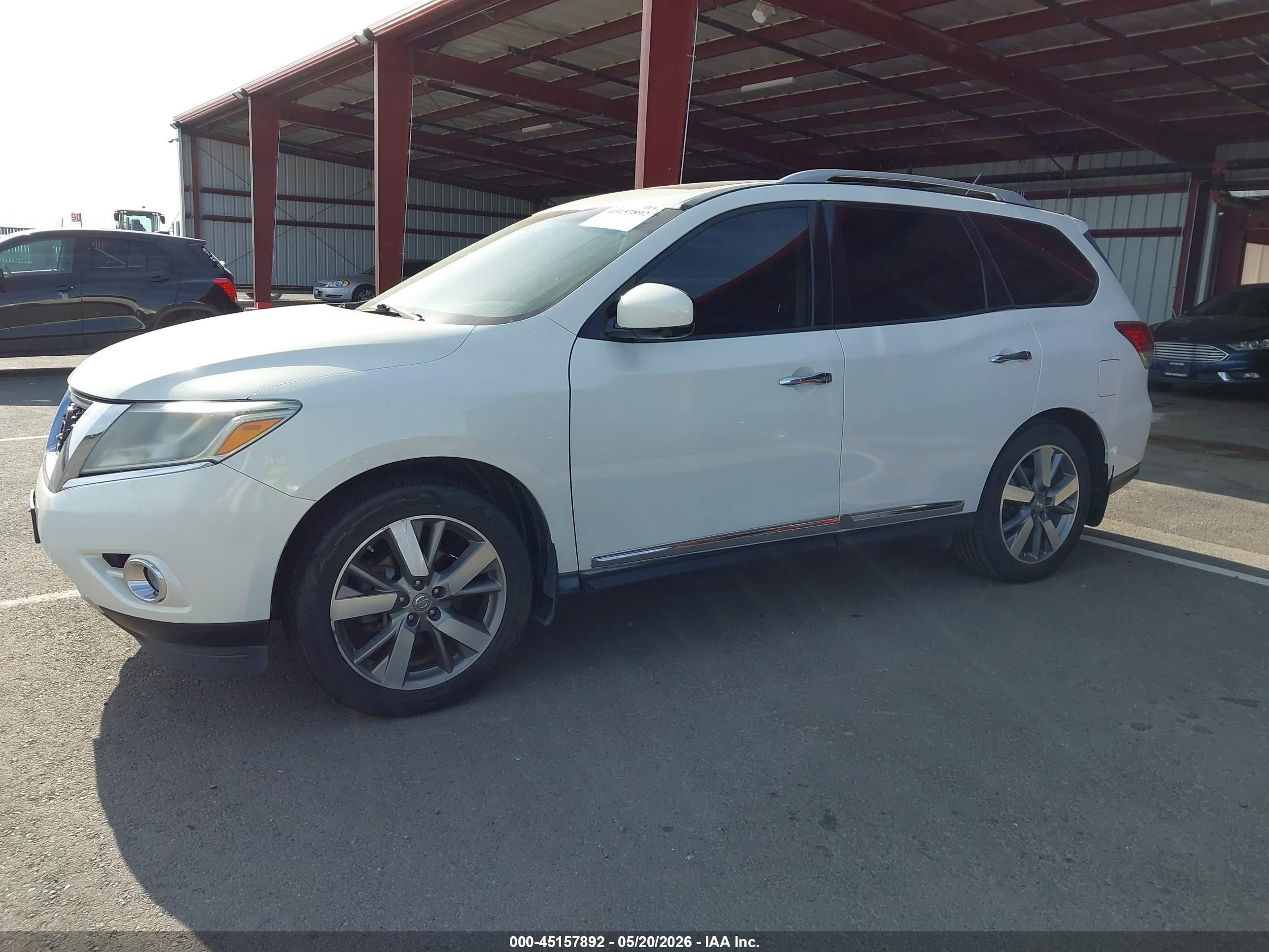NISSAN PATHFINDER image 2