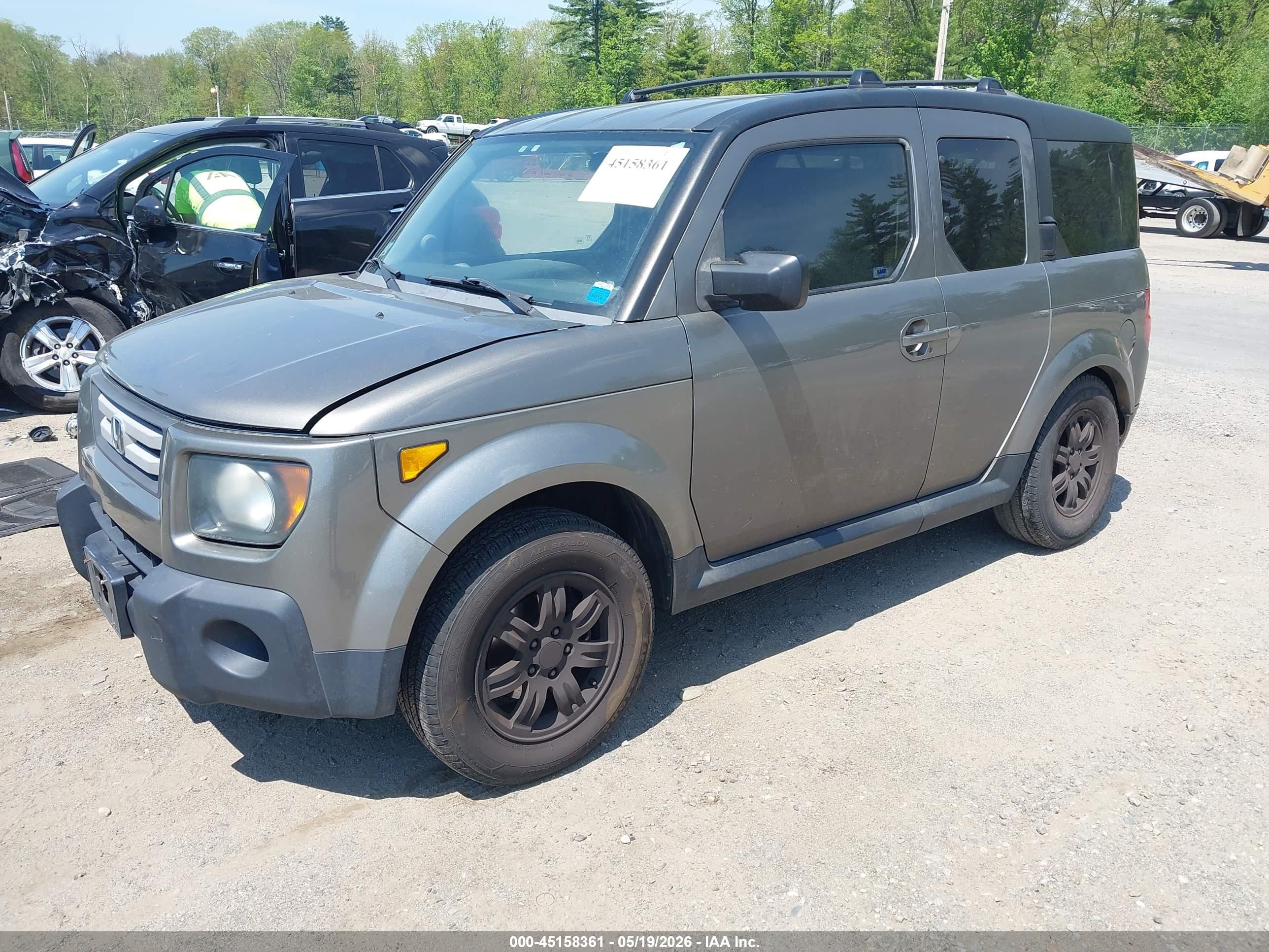 HONDA ELEMENT image 2