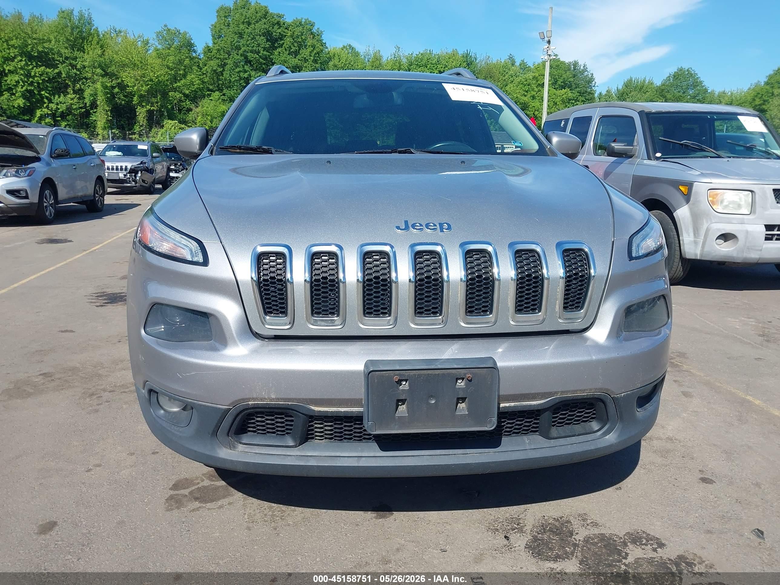 JEEP CHEROKEE image 6