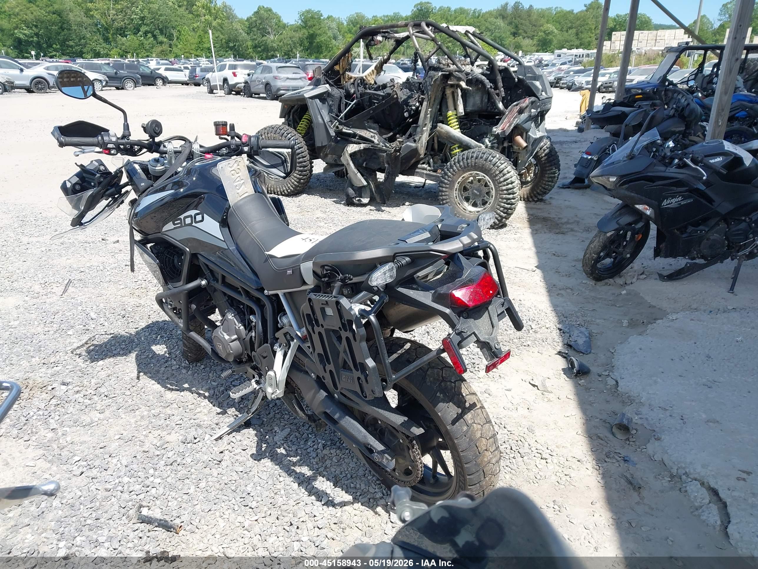 TRIUMPH MOTORCYCLE image 3