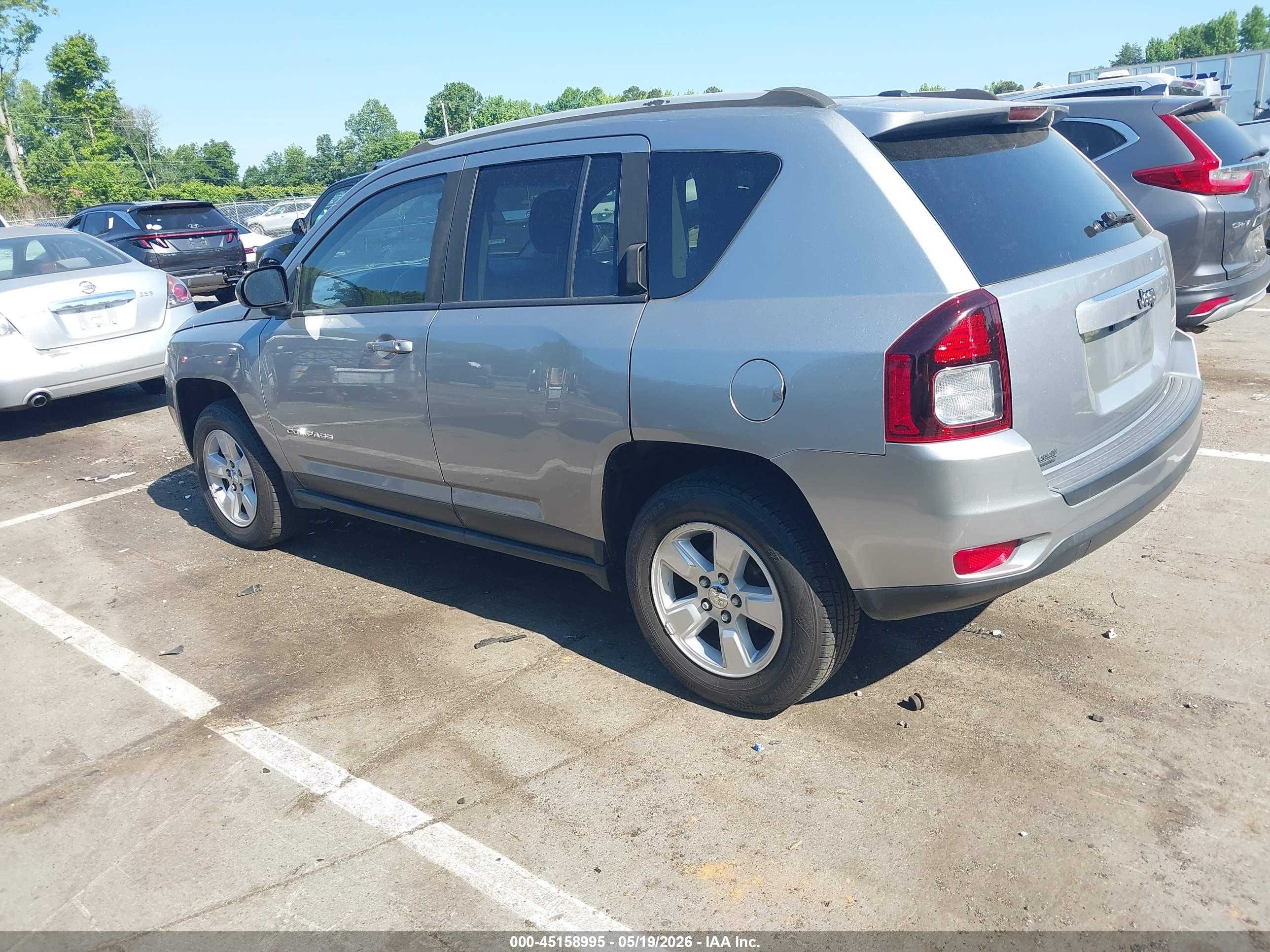 JEEP COMPASS image 3