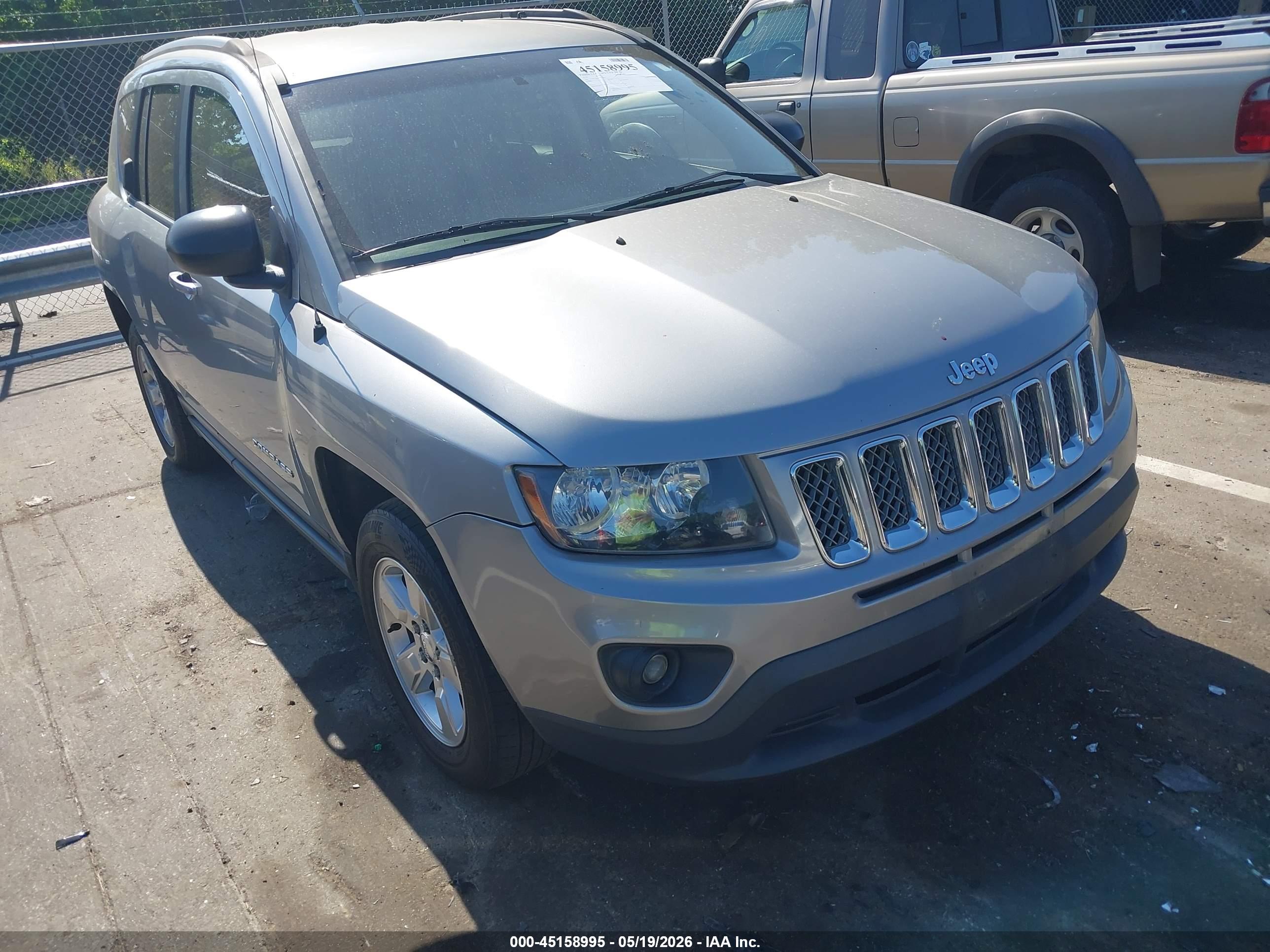 JEEP COMPASS image 6