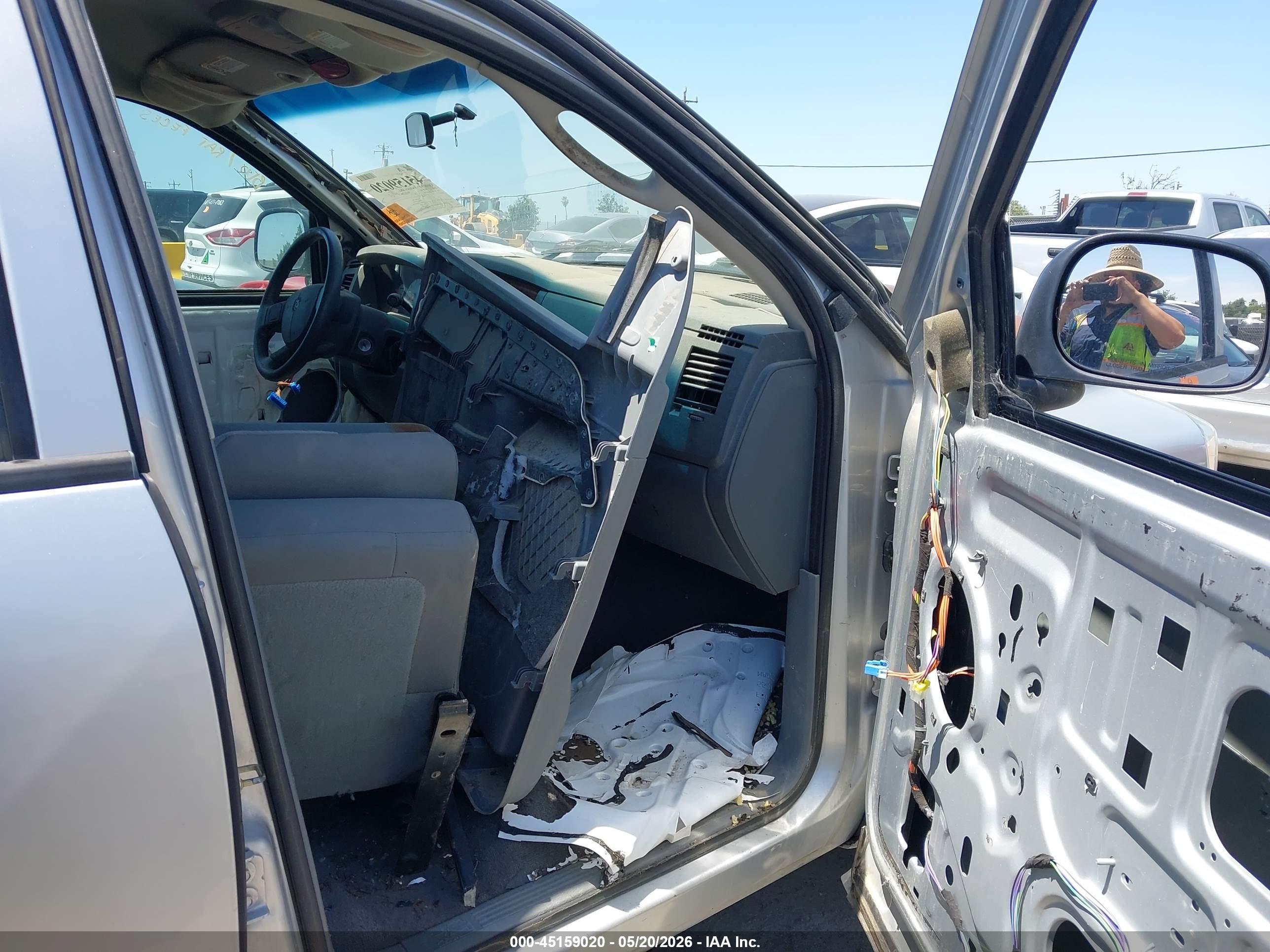 DODGE RAM image 5