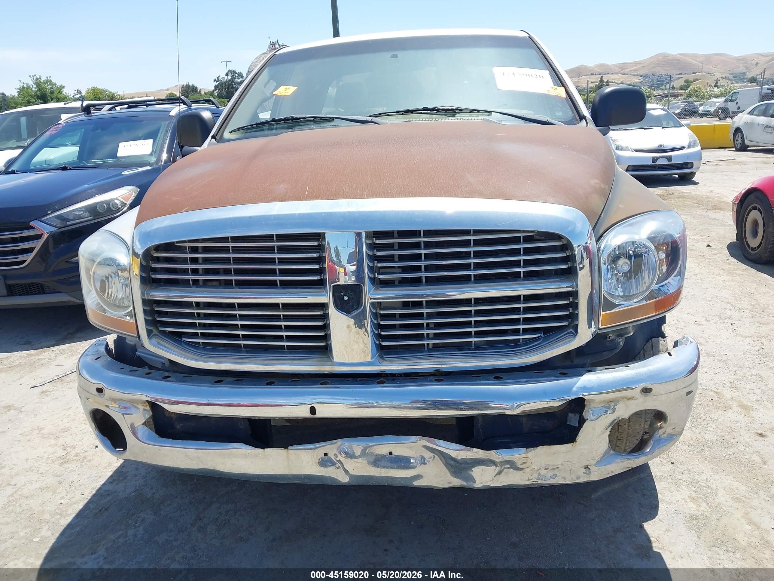 DODGE RAM image 6