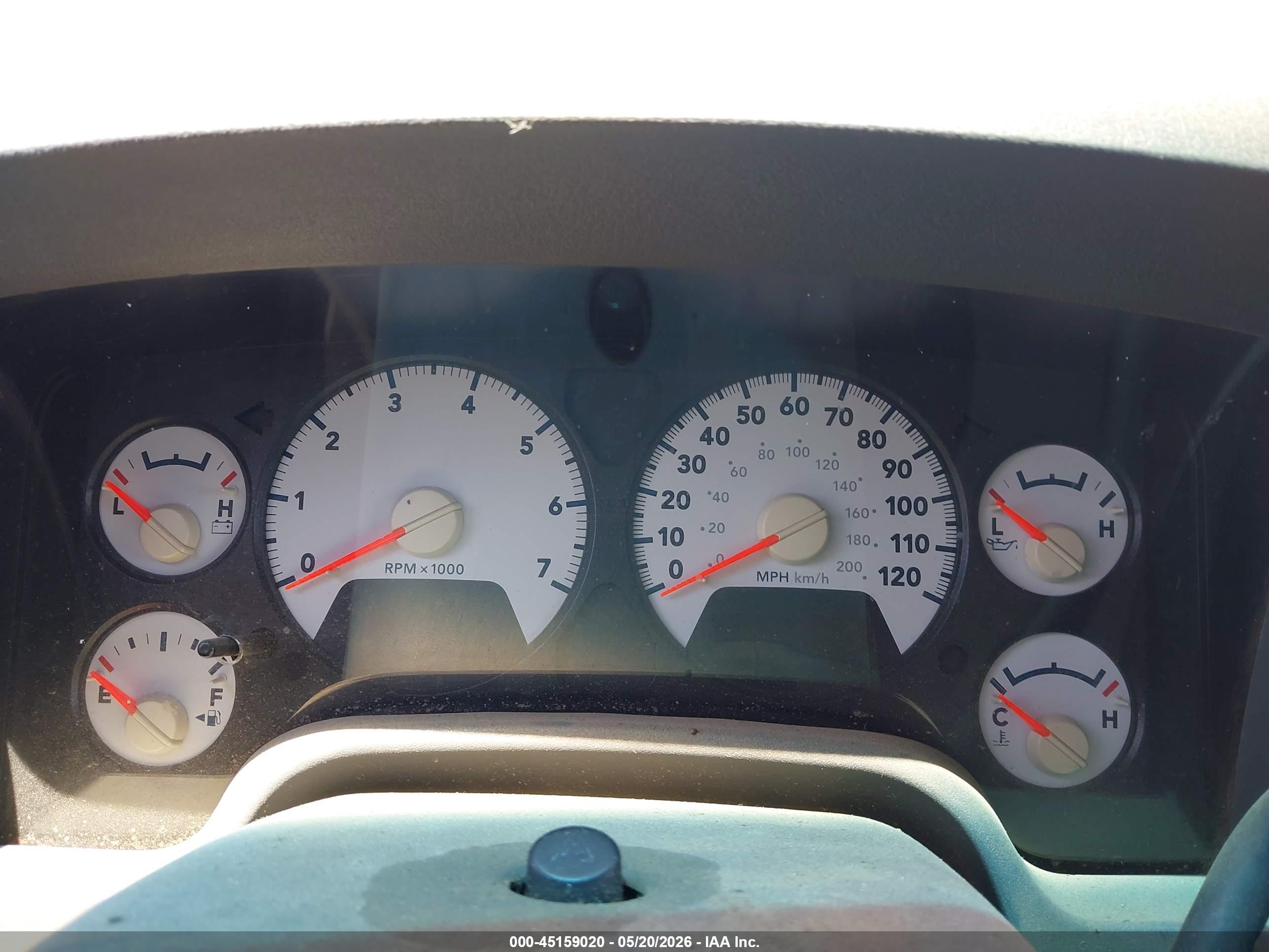 DODGE RAM image 7