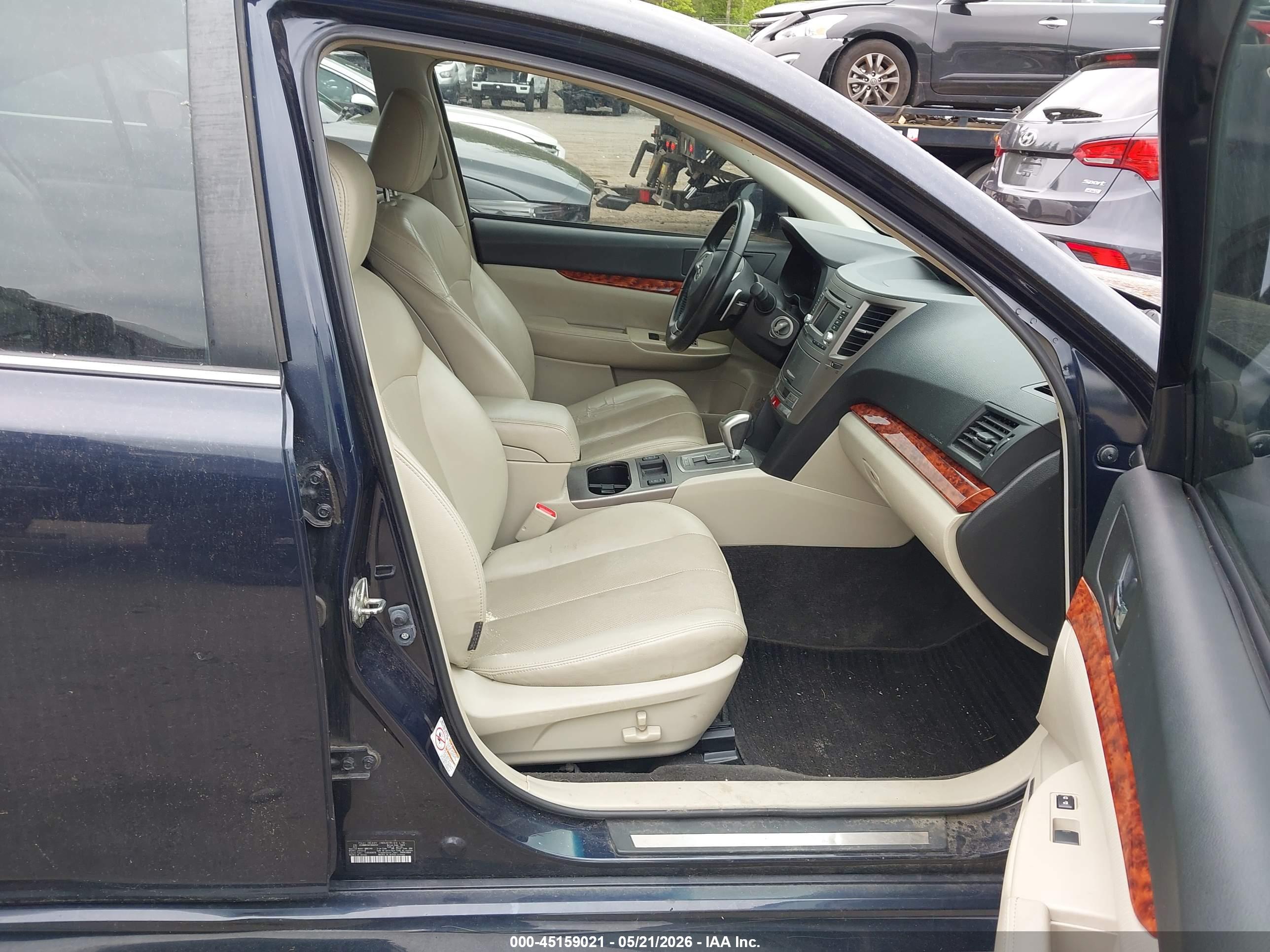 SUBARU LEGACY image 5