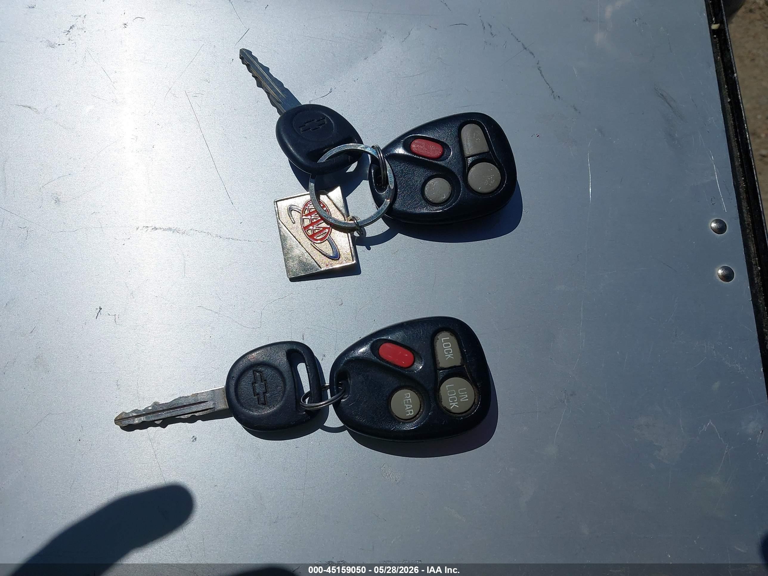 CHEVROLET BLAZER image 11