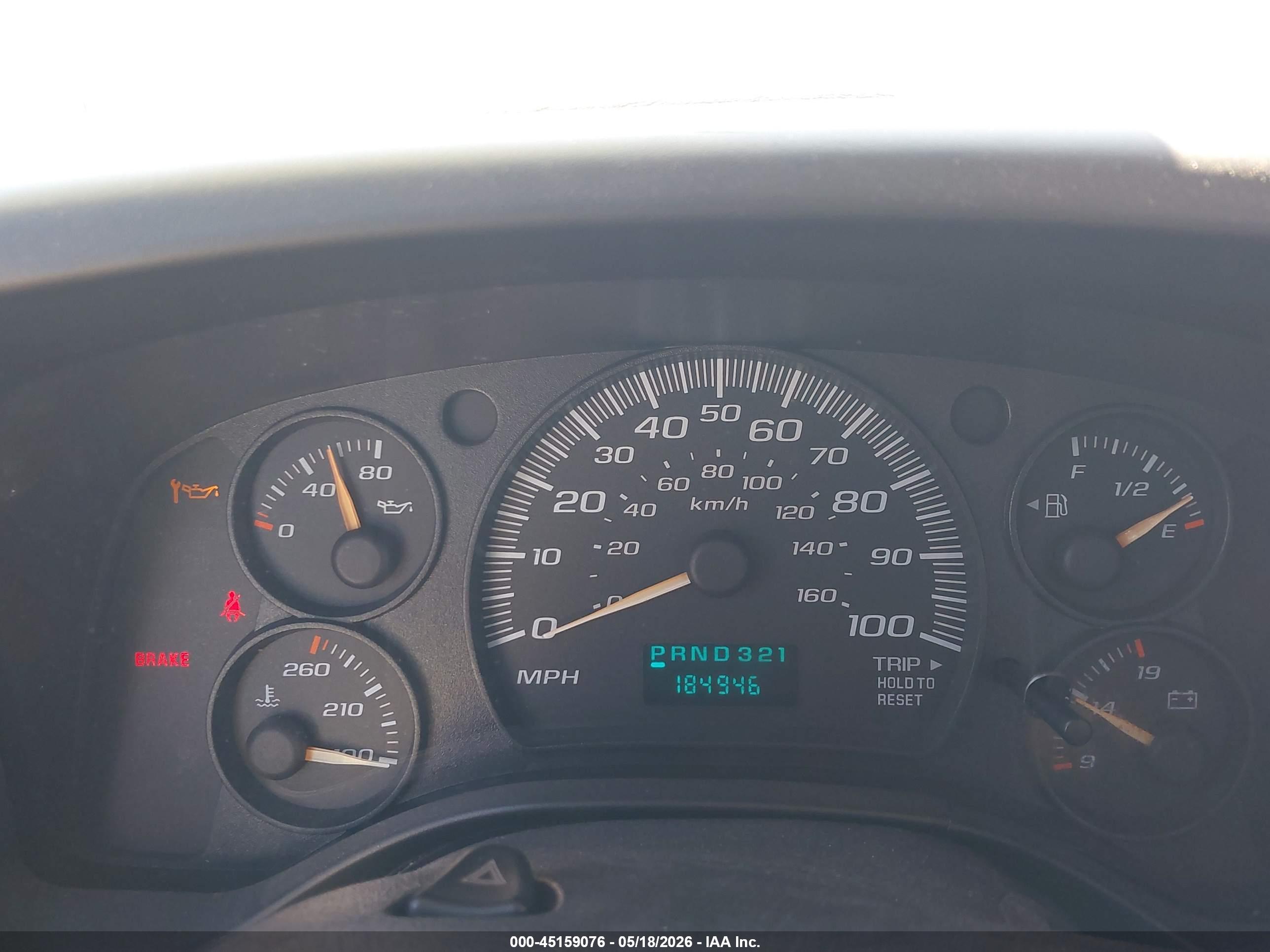 CHEVROLET EXPRESS image 7
