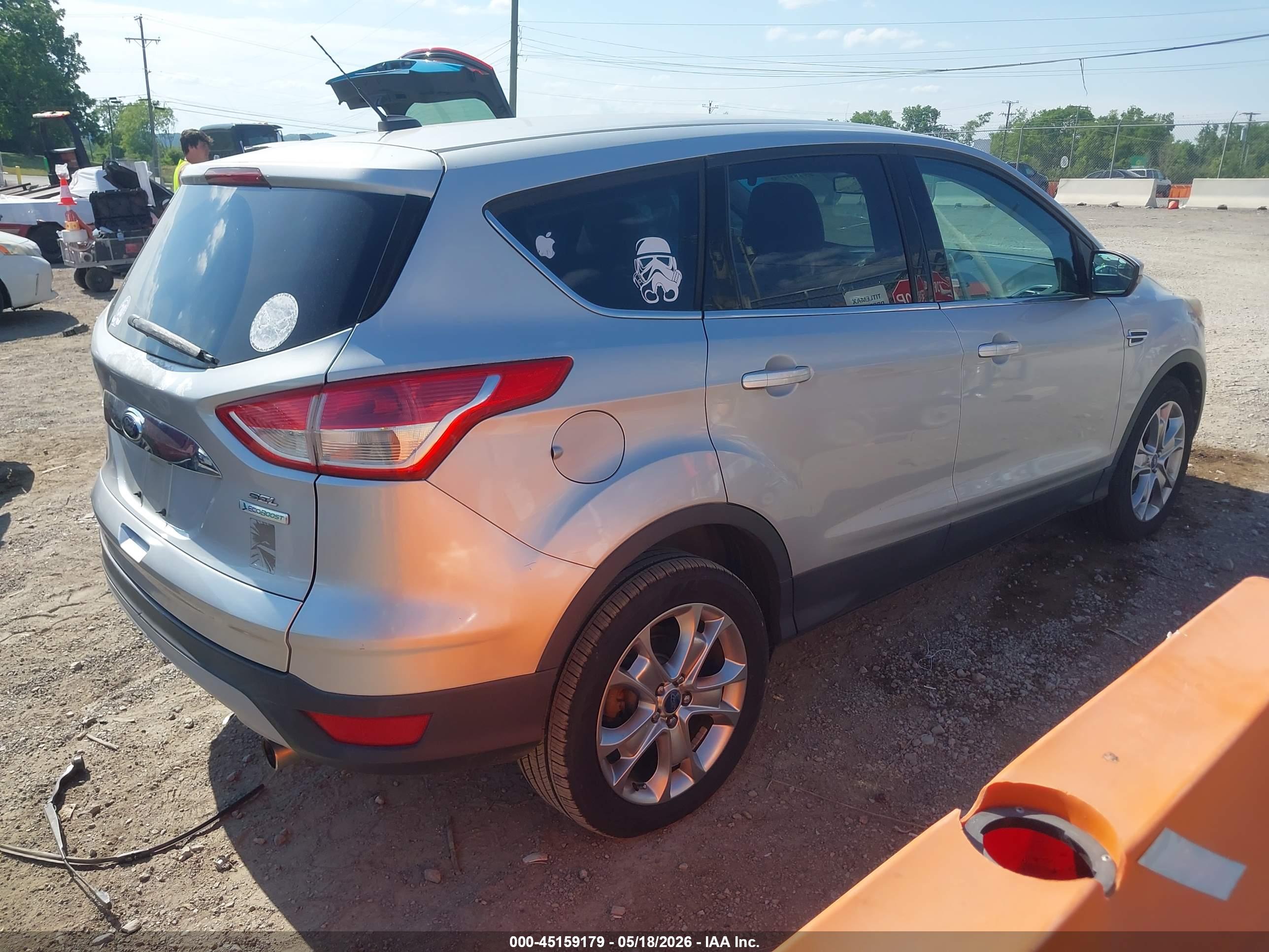 FORD ESCAPE image 4