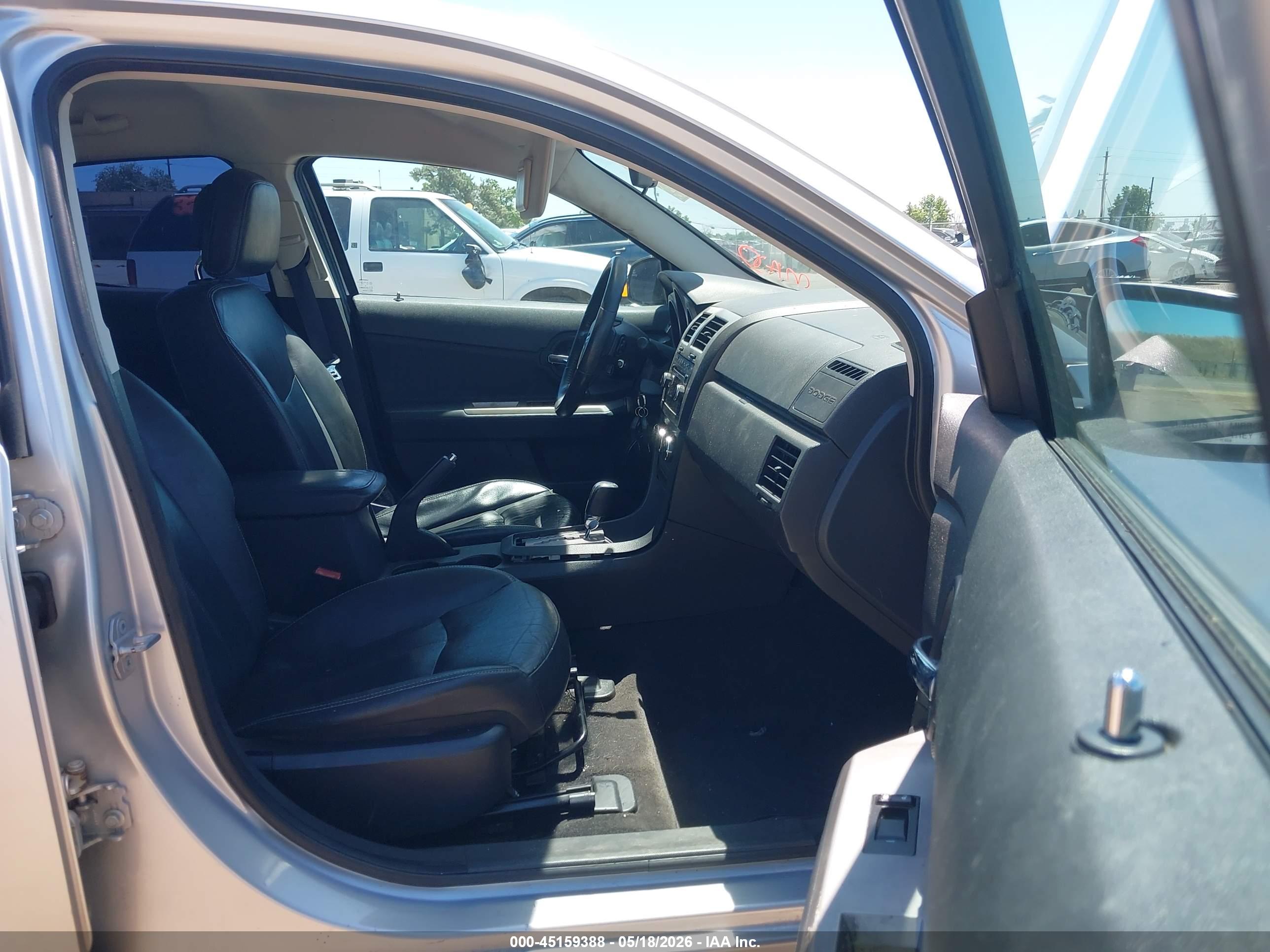 DODGE AVENGER image 5