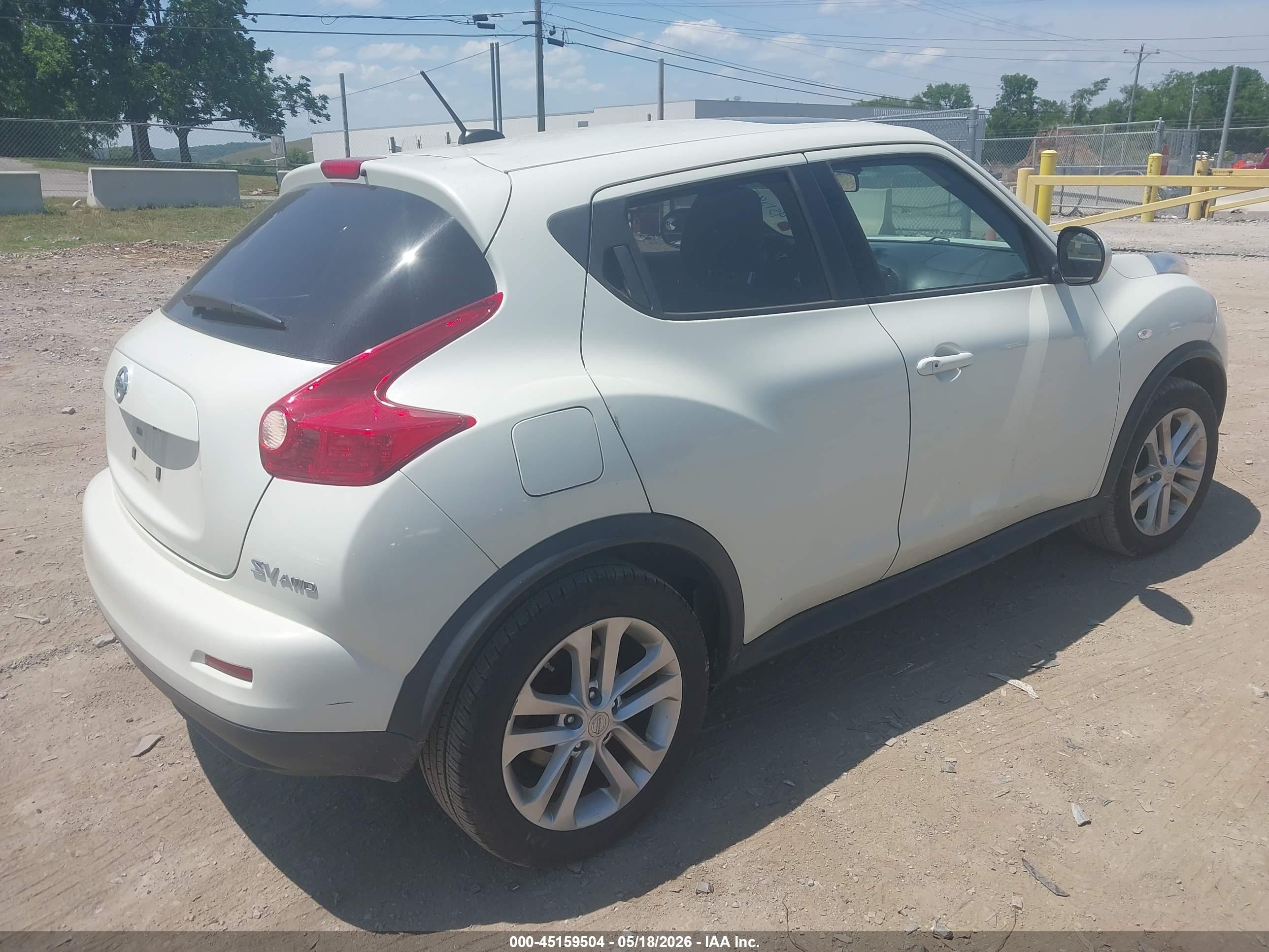 NISSAN JUKE image 4