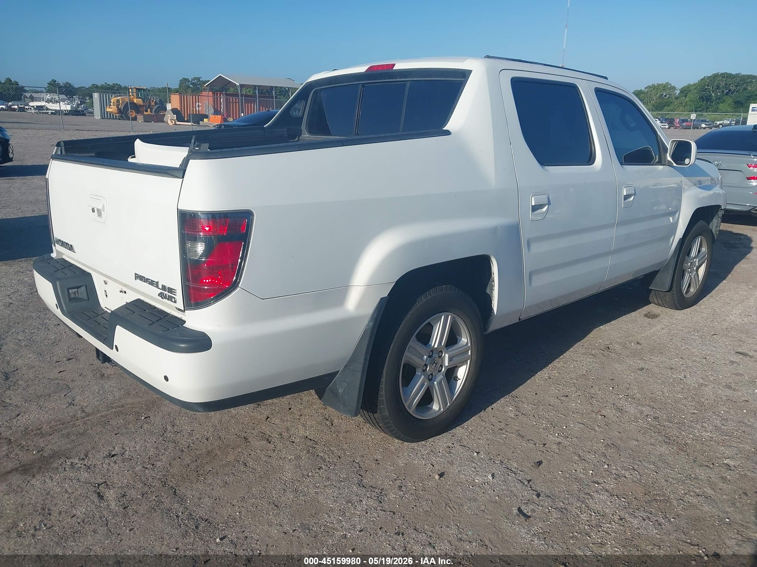 HONDA RIDGELINE image 4