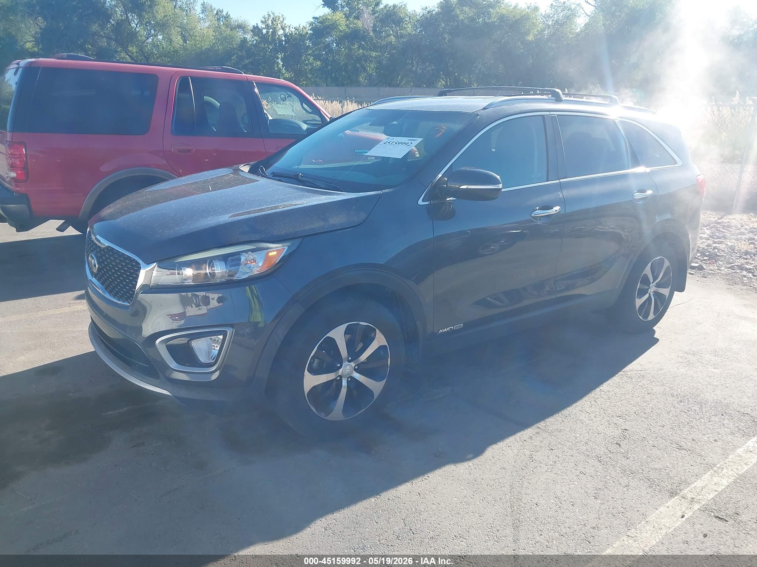 KIA SORENTO image 2