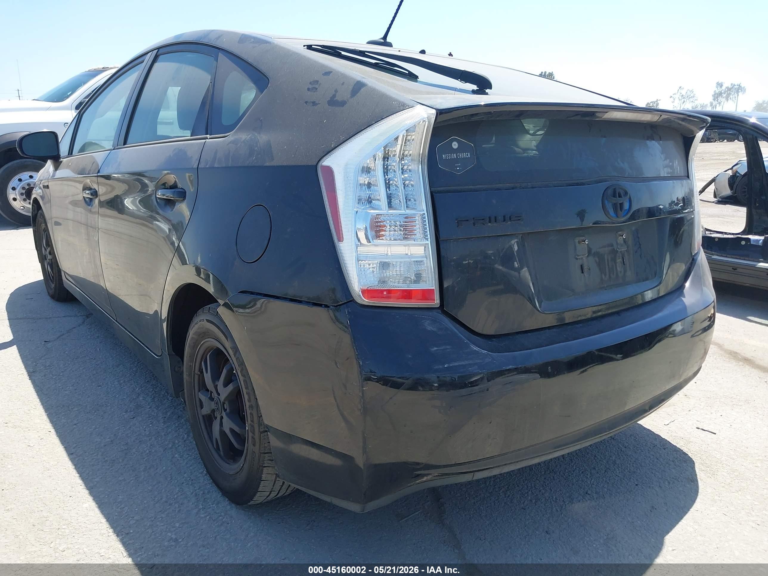 TOYOTA PRIUS image 6