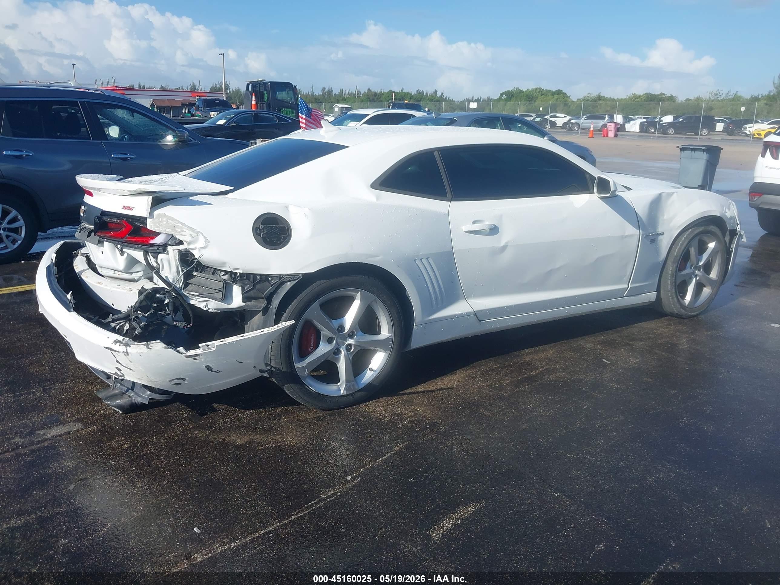 CHEVROLET CAMARO image 4