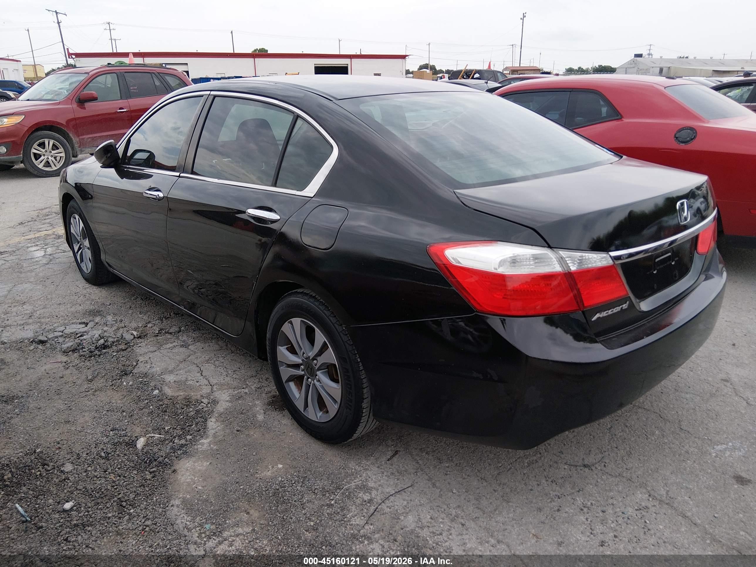 HONDA ACCORD image 3