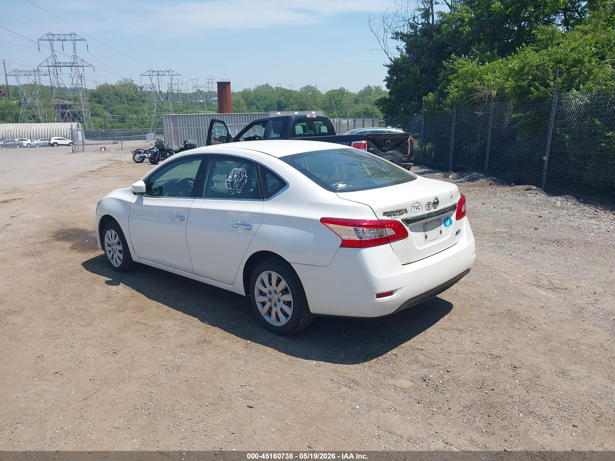NISSAN SENTRA image 3