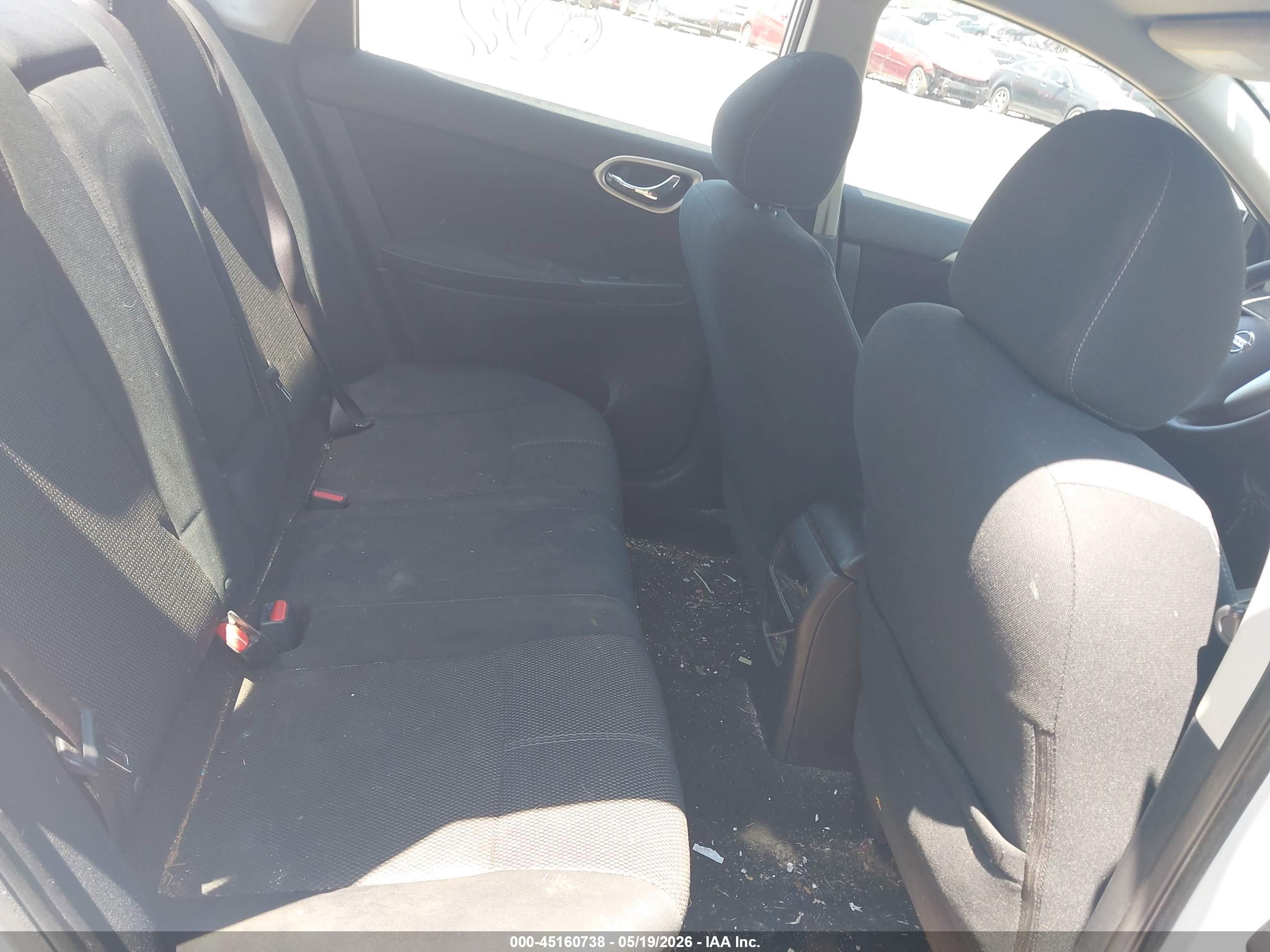 NISSAN SENTRA image 8