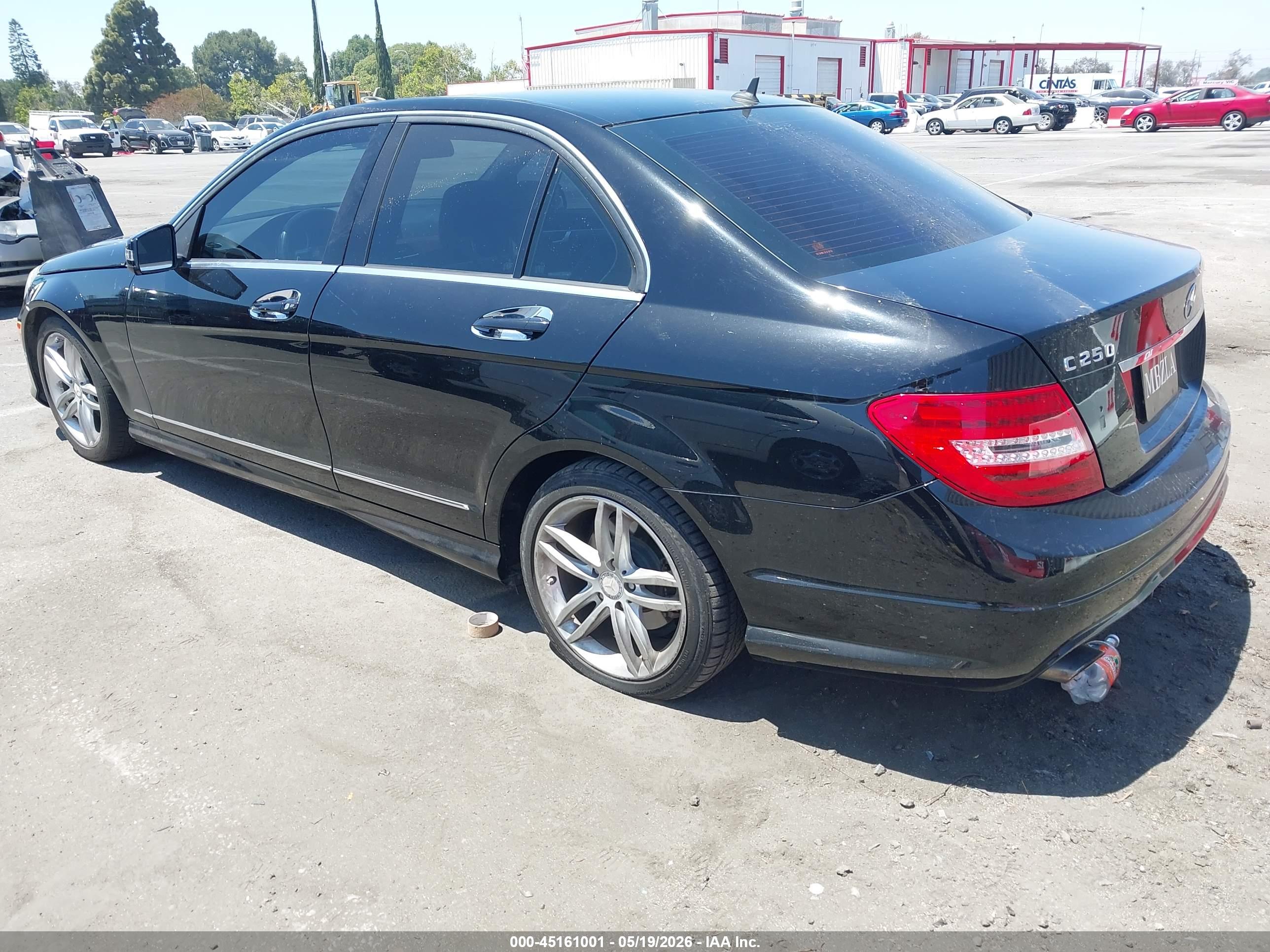 MERCEDES-BENZ C image 3