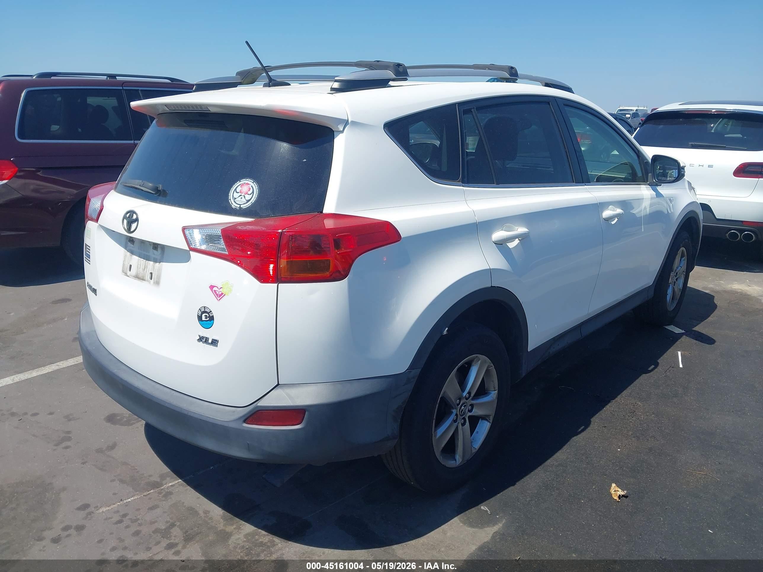 TOYOTA RAV4 image 4