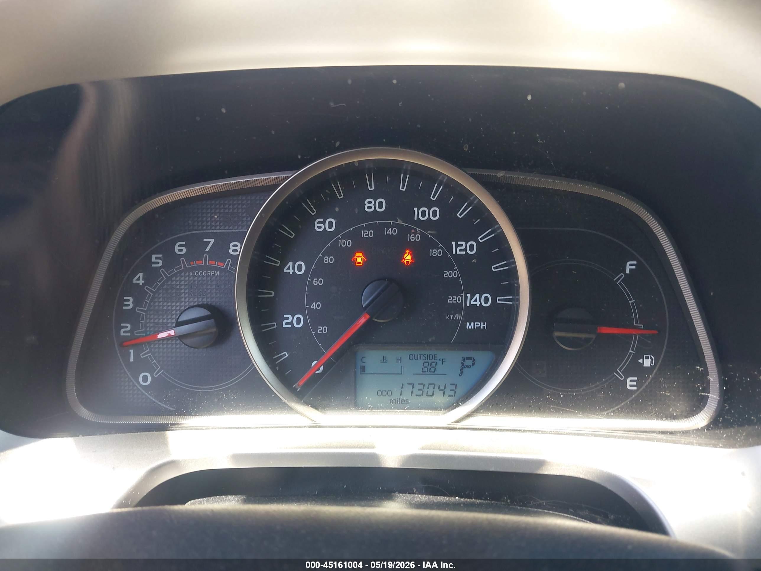 TOYOTA RAV4 image 7