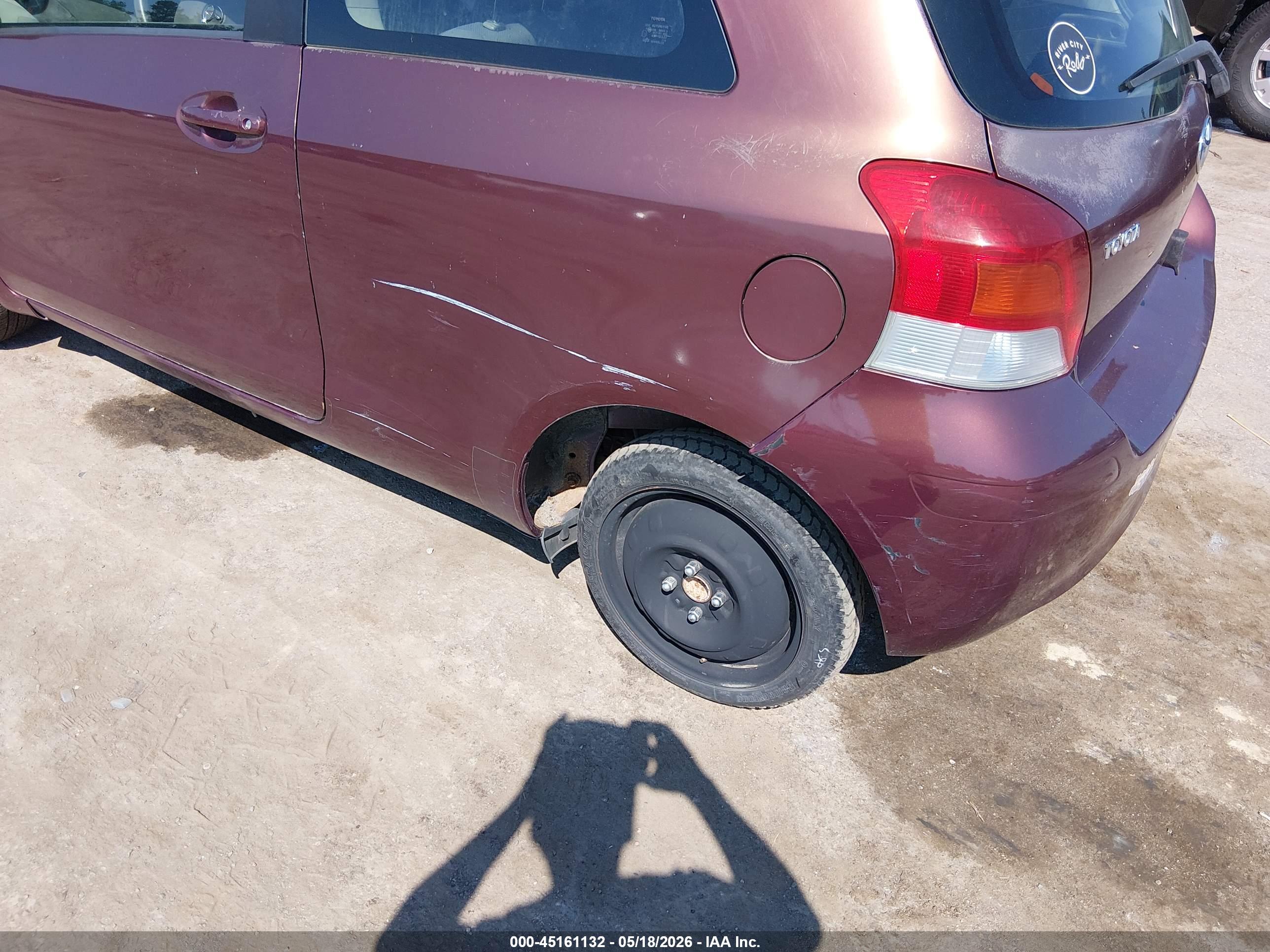 TOYOTA YARIS image 6