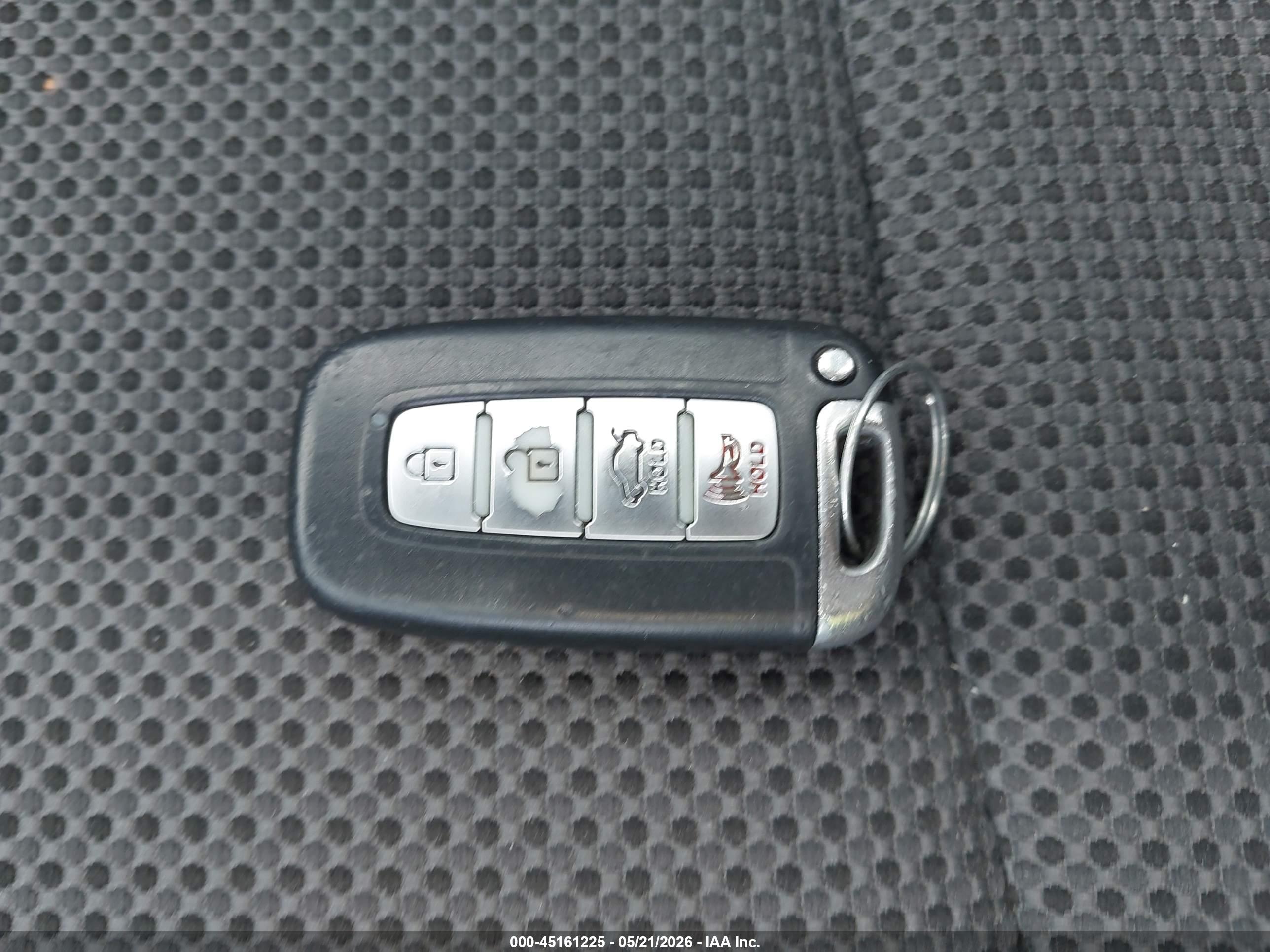 HYUNDAI SONATA image 11