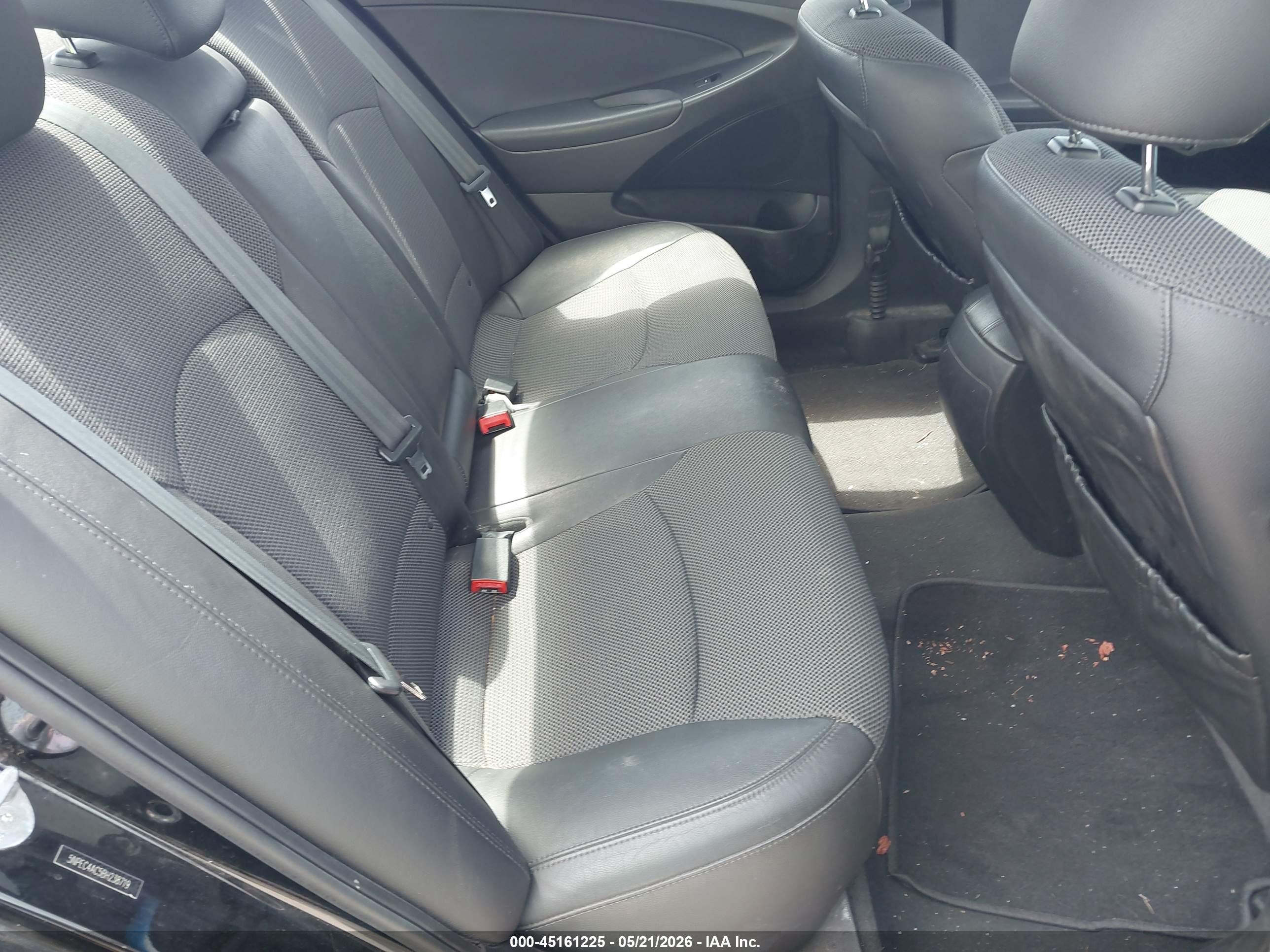 HYUNDAI SONATA image 8