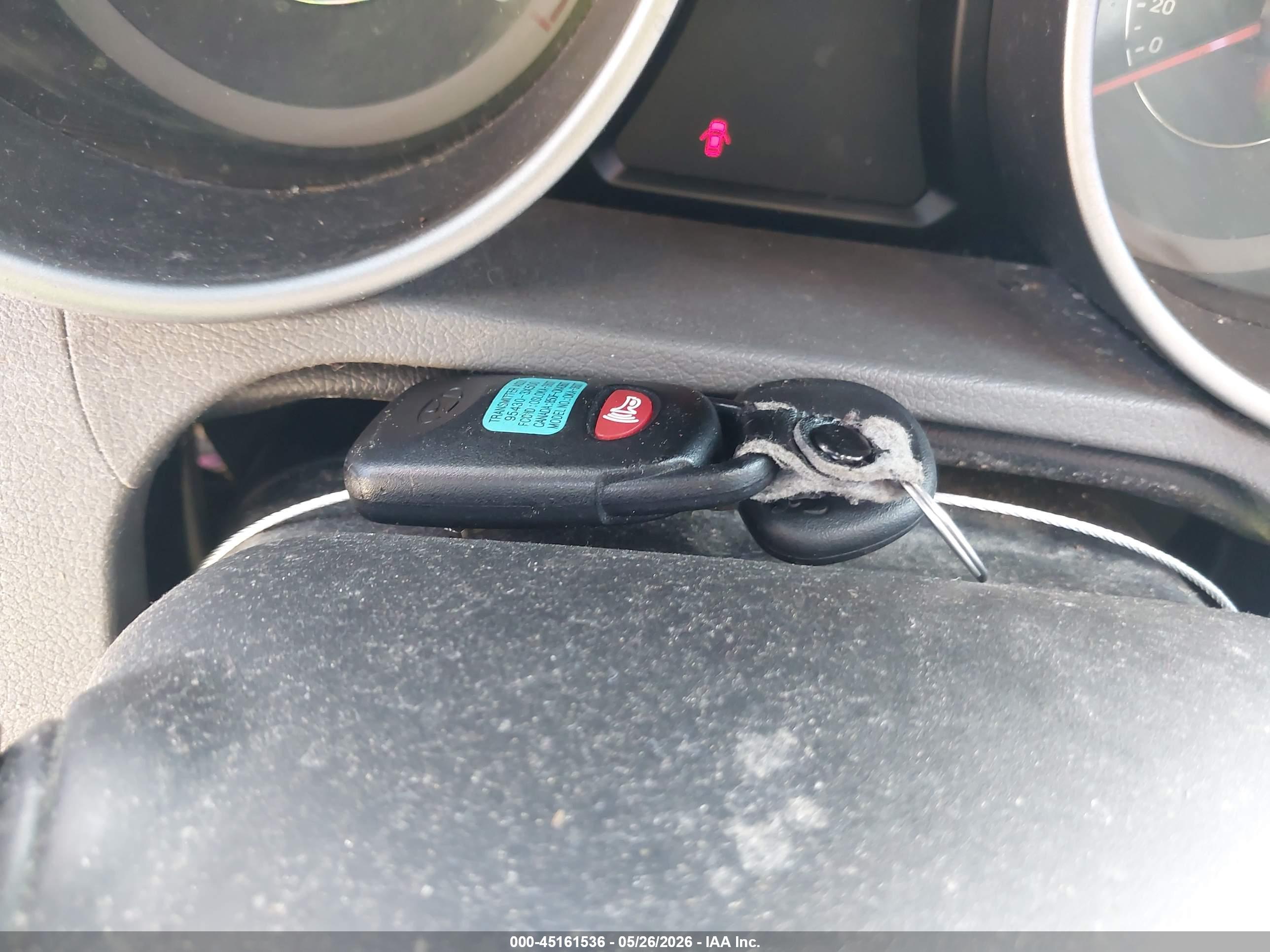 HYUNDAI ELANTRA image 11