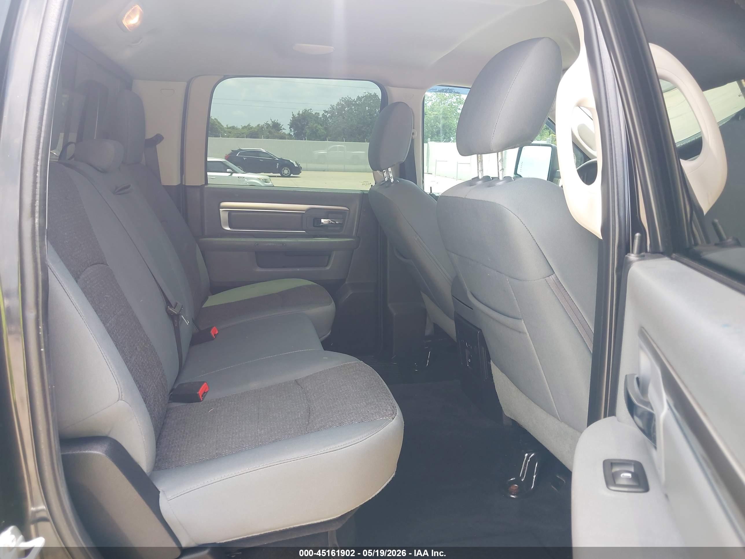 RAM 1500 image 8