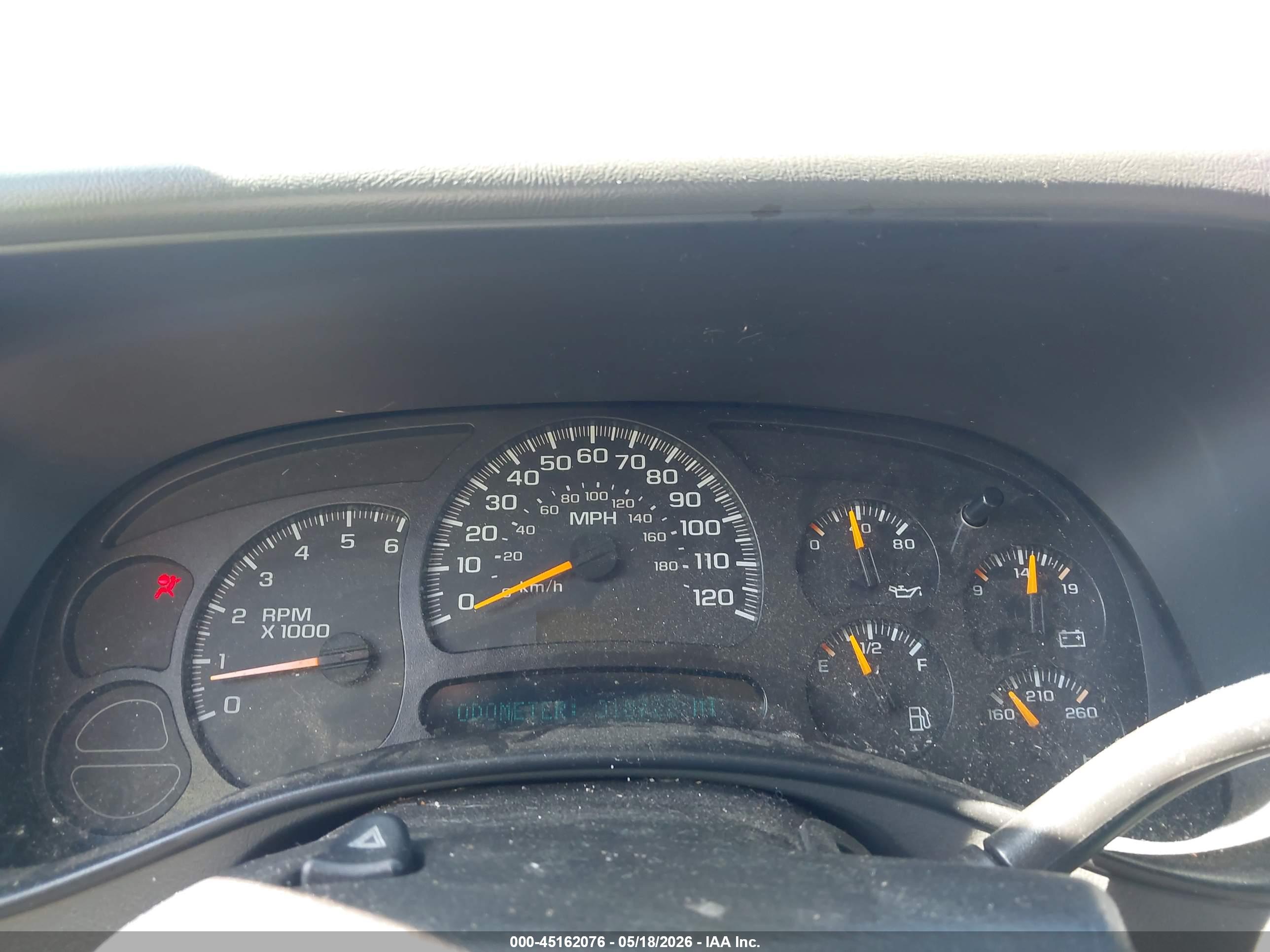 CHEVROLET TAHOE image 7