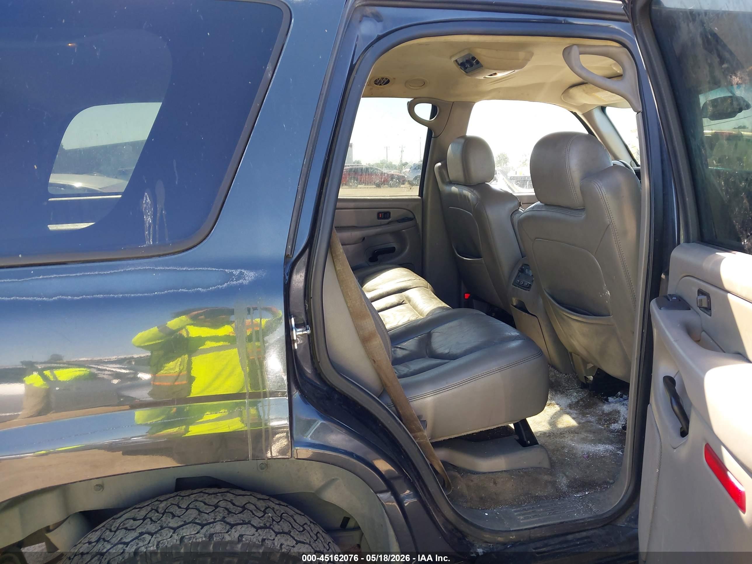 CHEVROLET TAHOE image 8