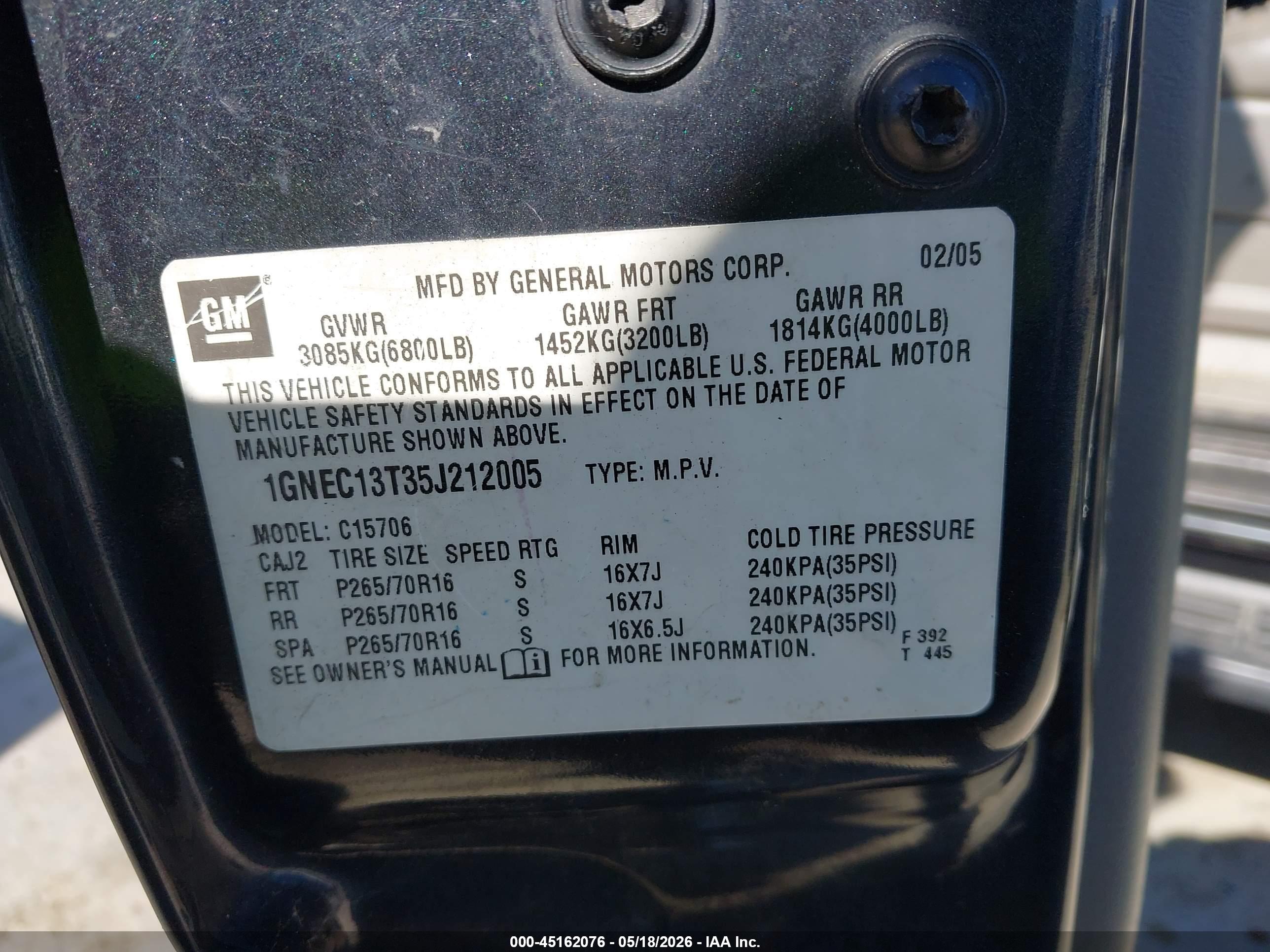 CHEVROLET TAHOE image 9