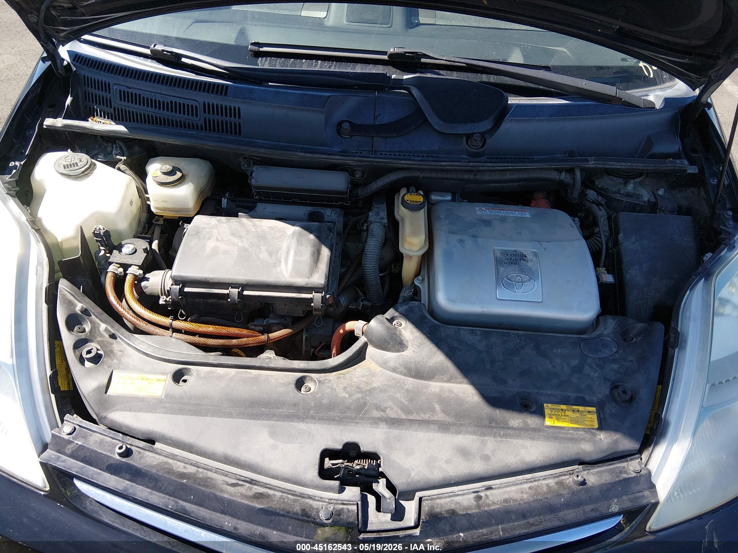 TOYOTA PRIUS image 10