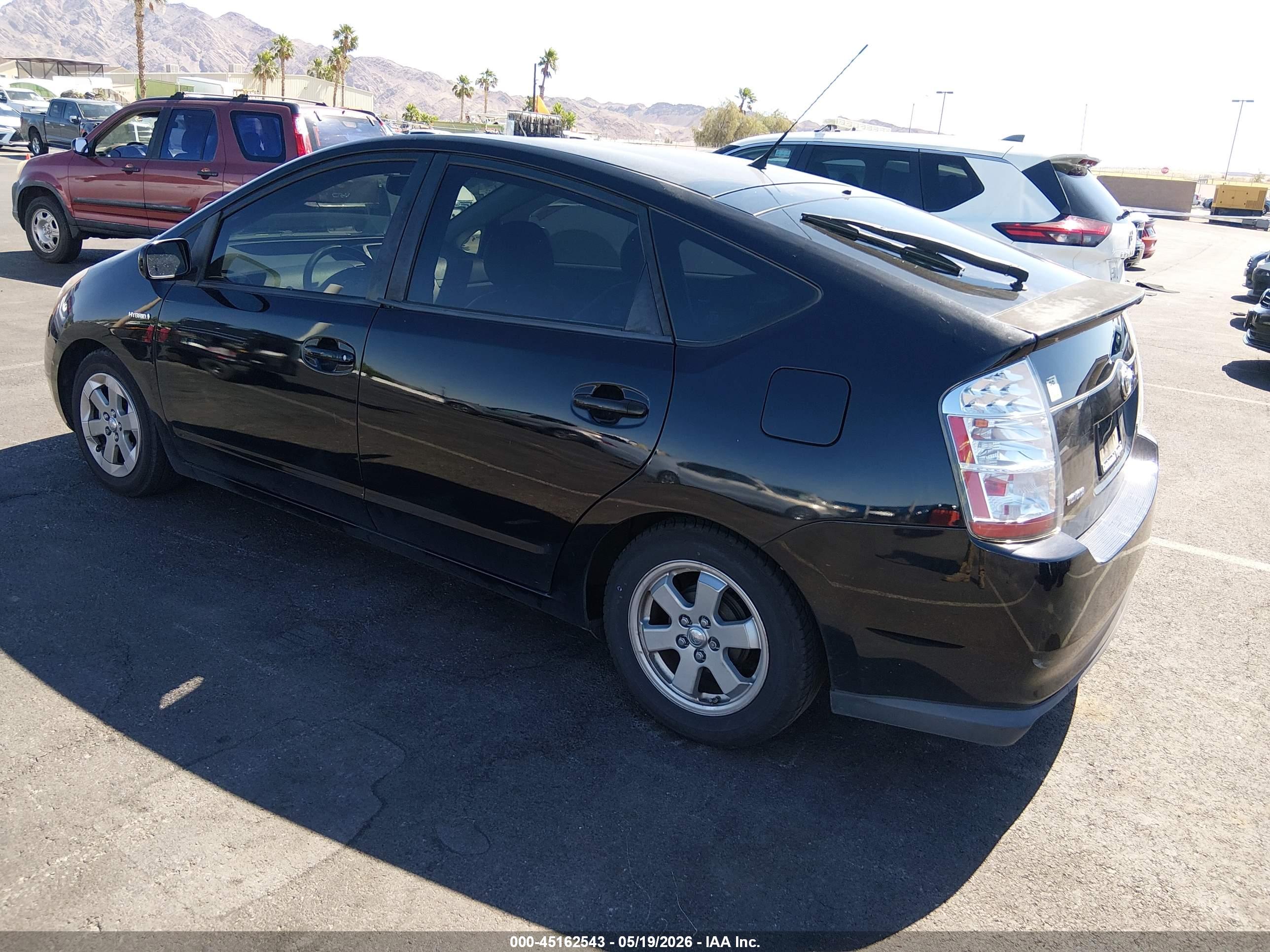 TOYOTA PRIUS image 3