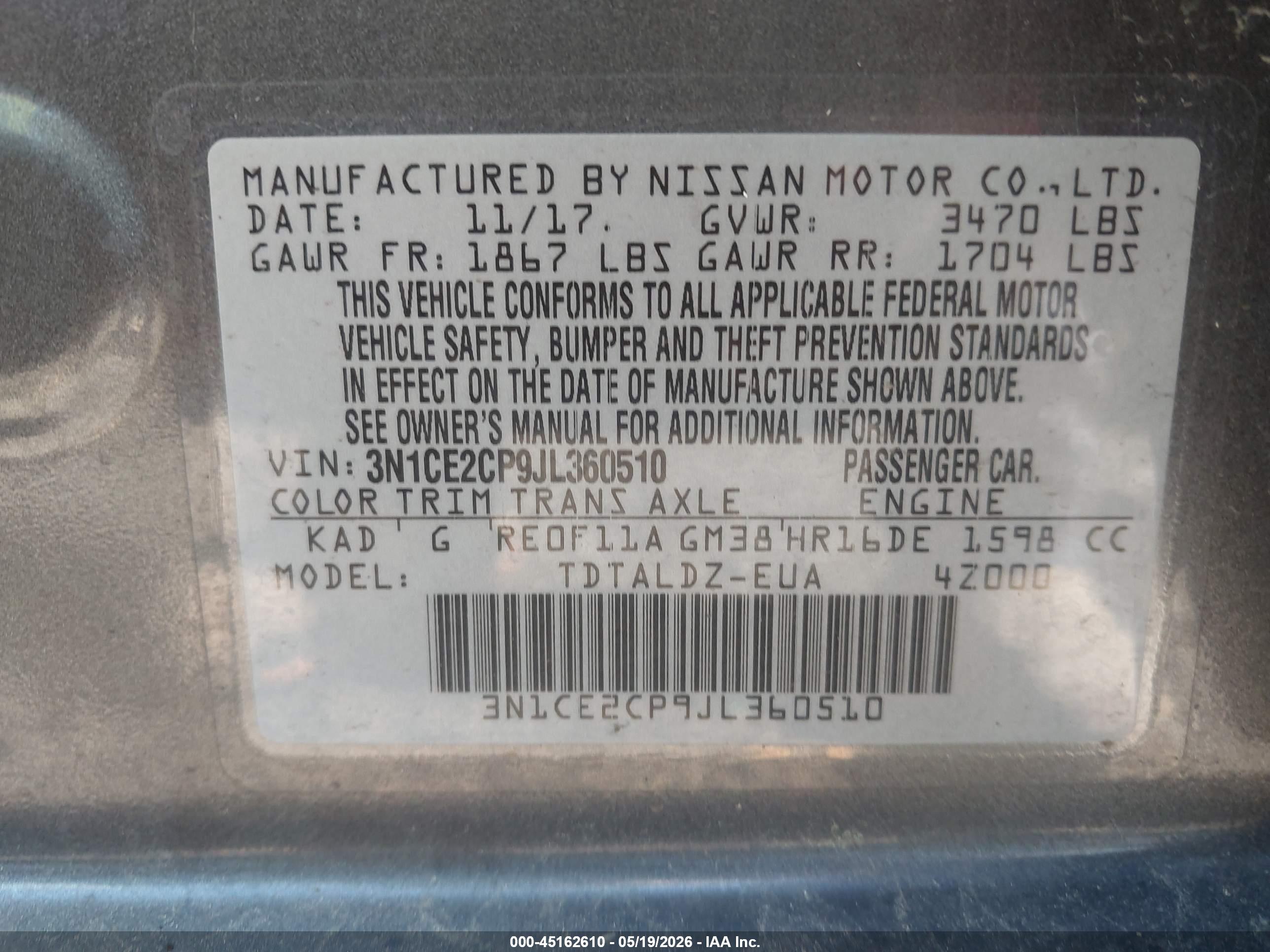 NISSAN VERSA image 9