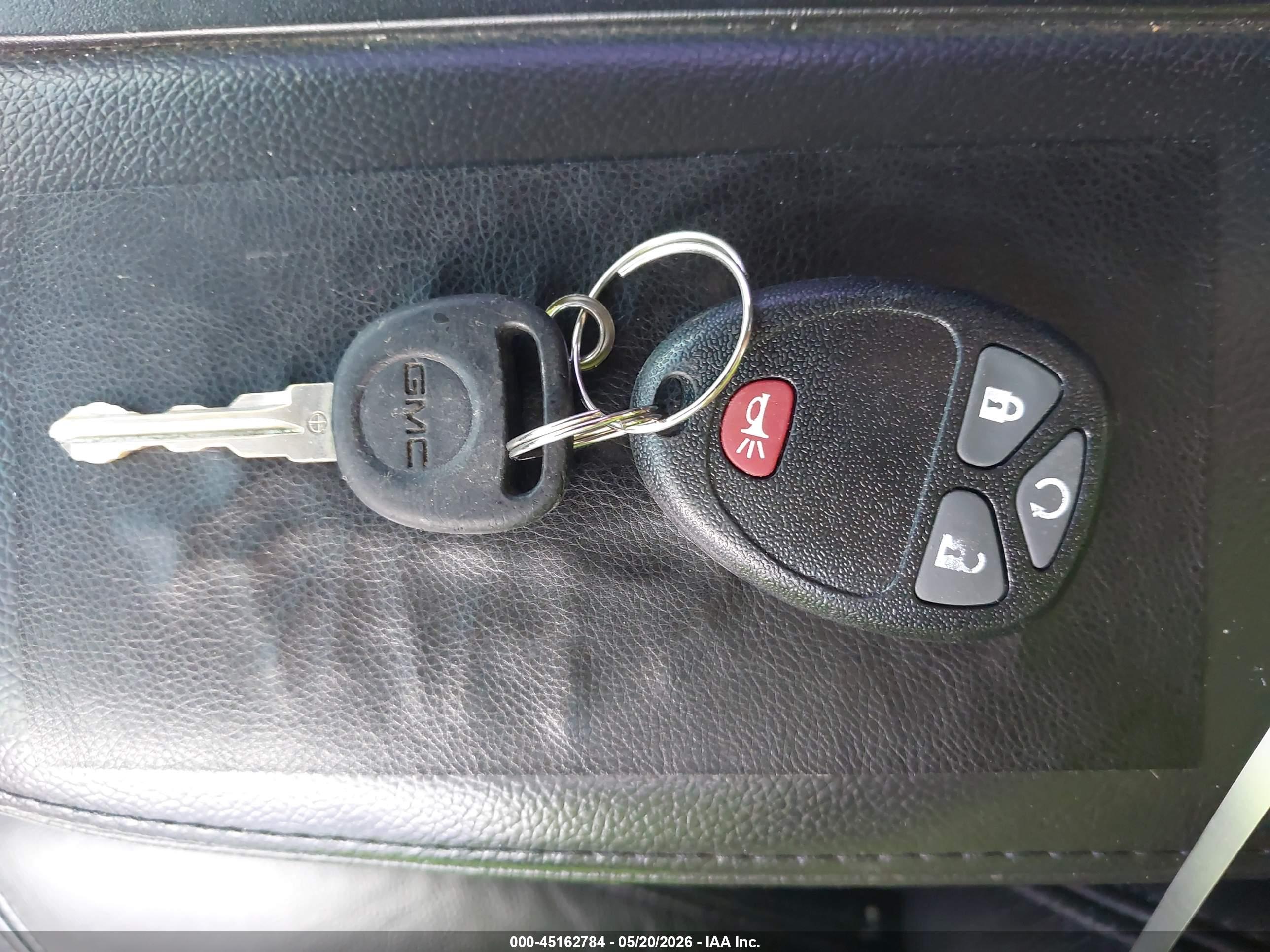 GMC SIERRA image 11