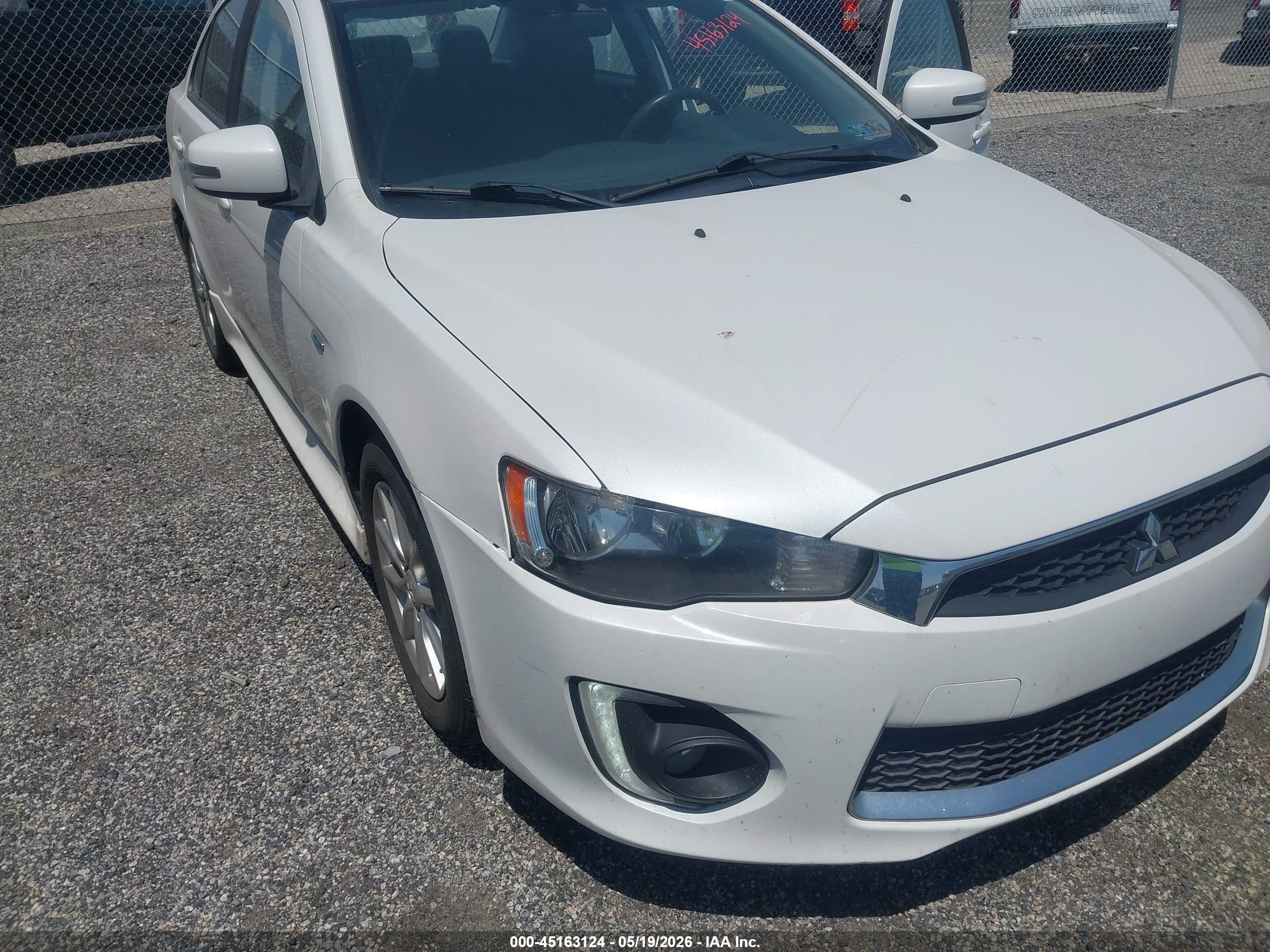 MITSUBISHI LANCER image 6