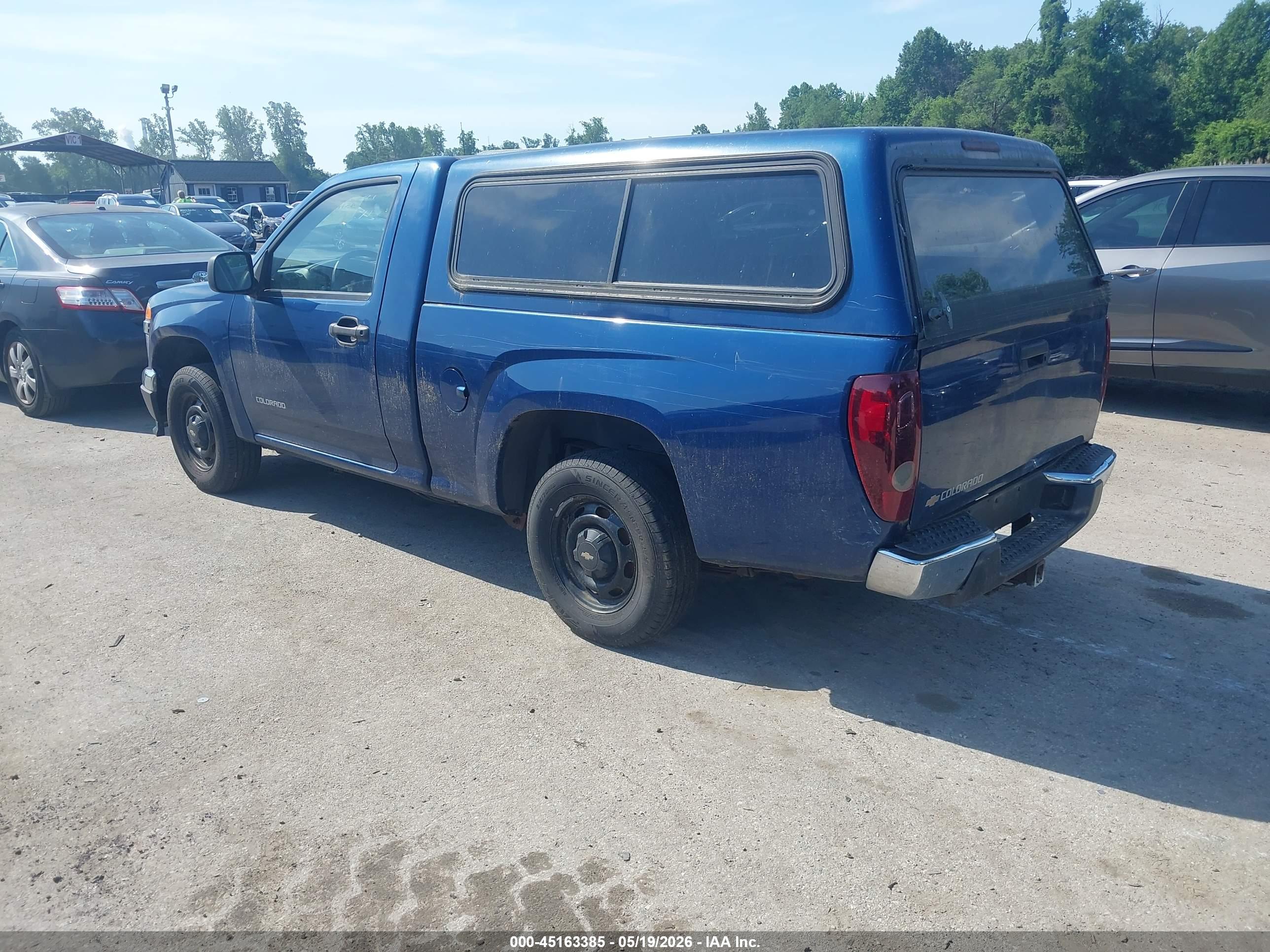CHEVROLET COLORADO image 3