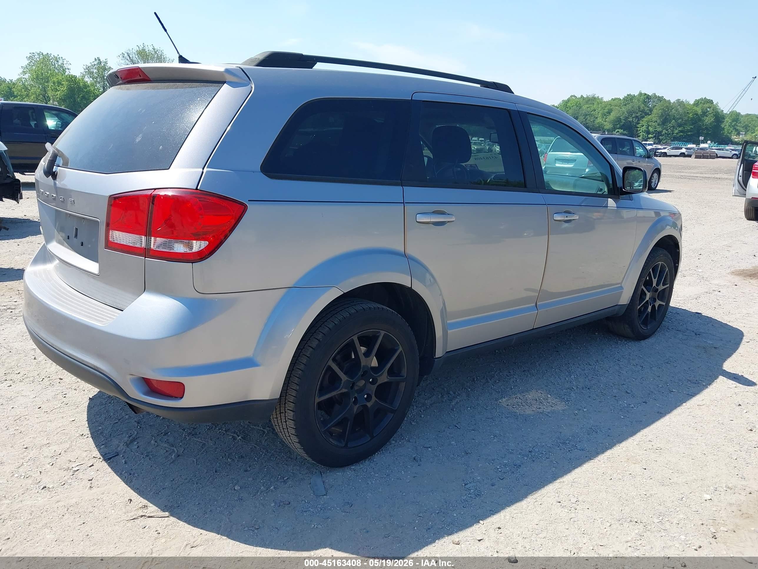 DODGE JOURNEY image 4