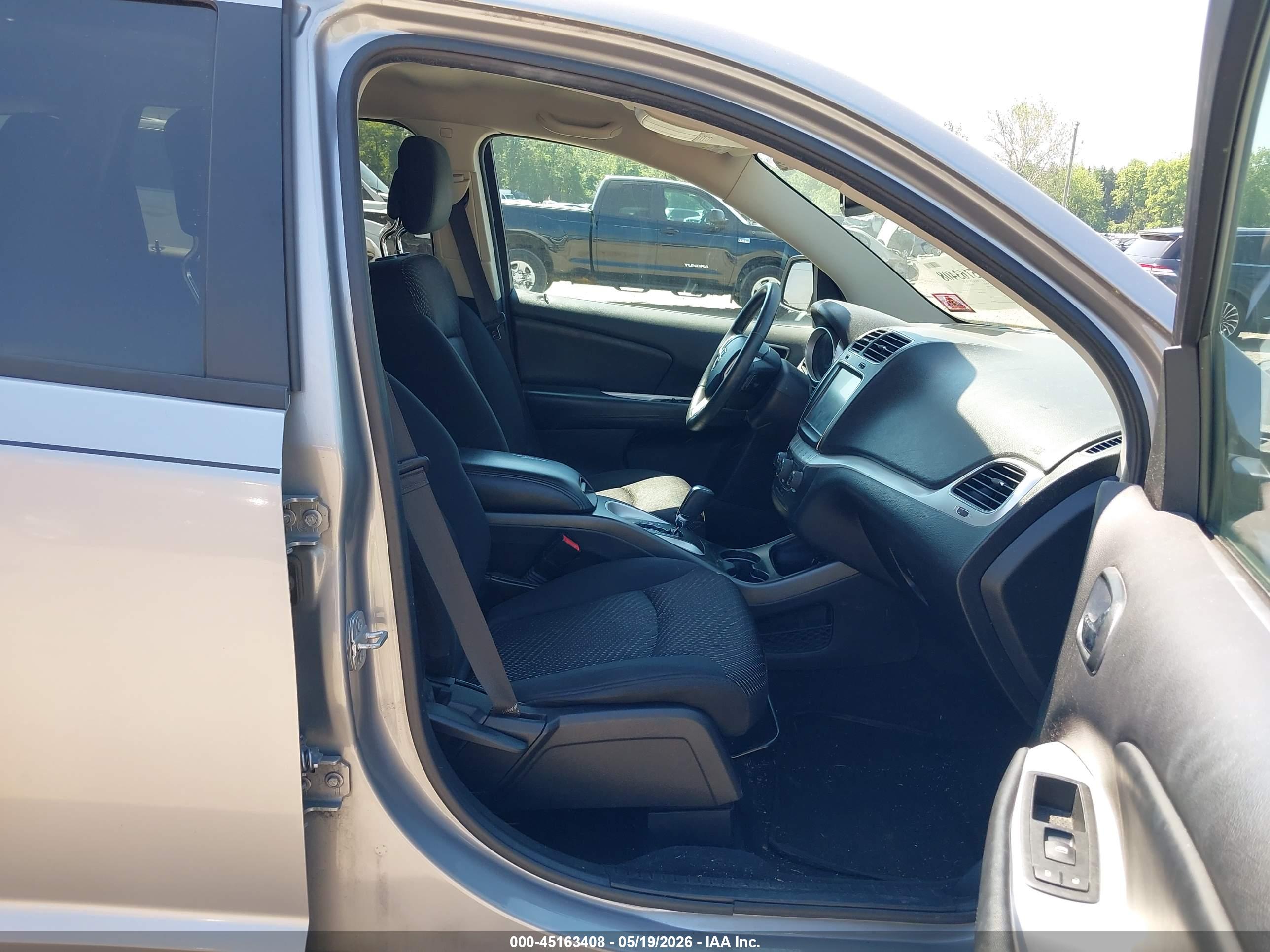 DODGE JOURNEY image 5
