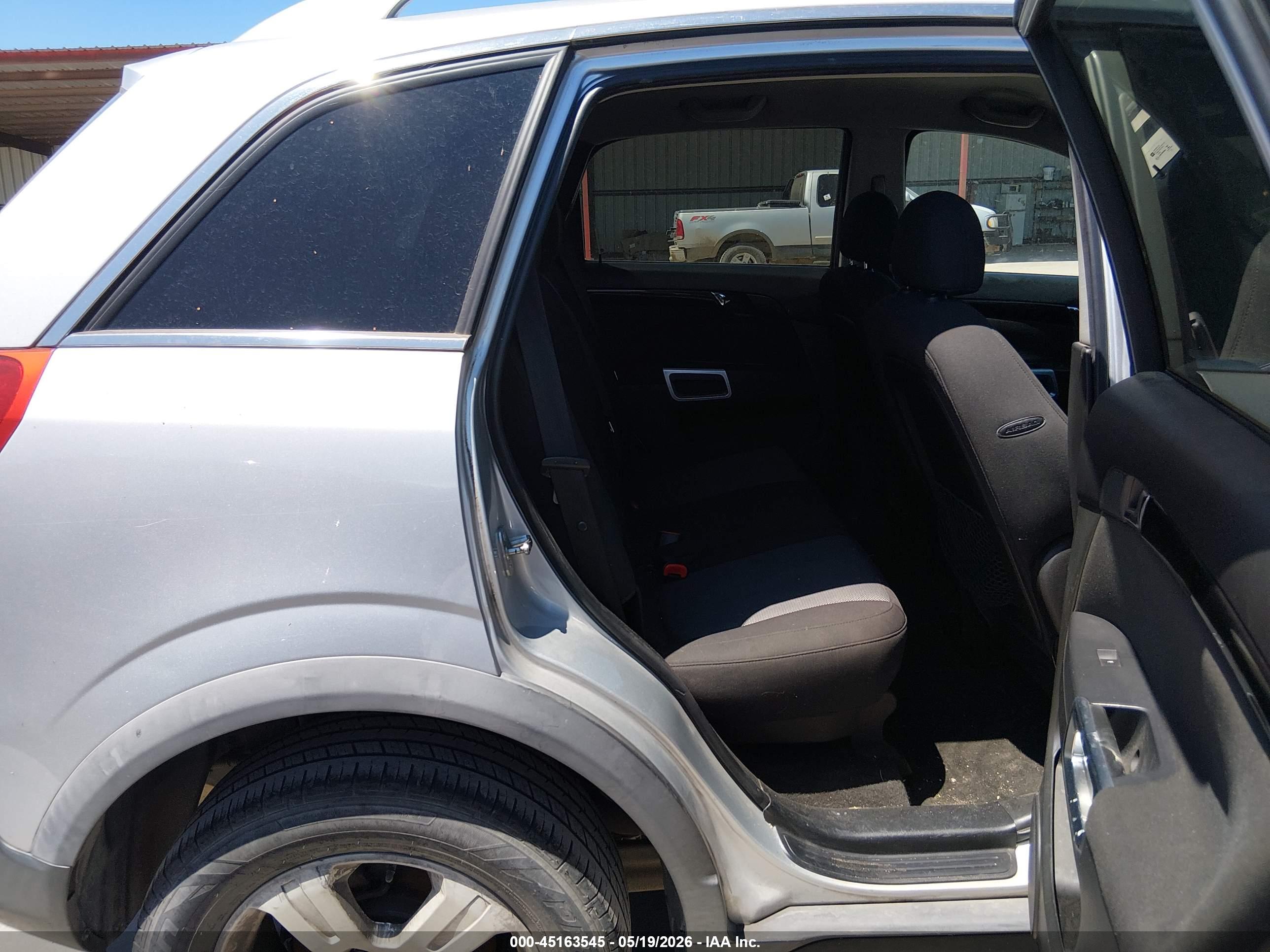 CHEVROLET CAPTIVA image 8