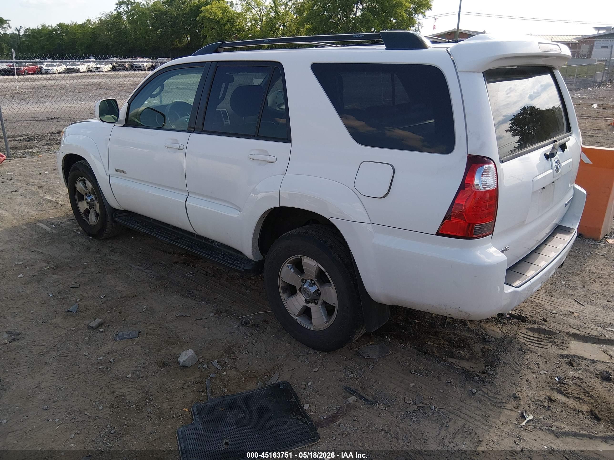 TOYOTA 4RUNNER image 3