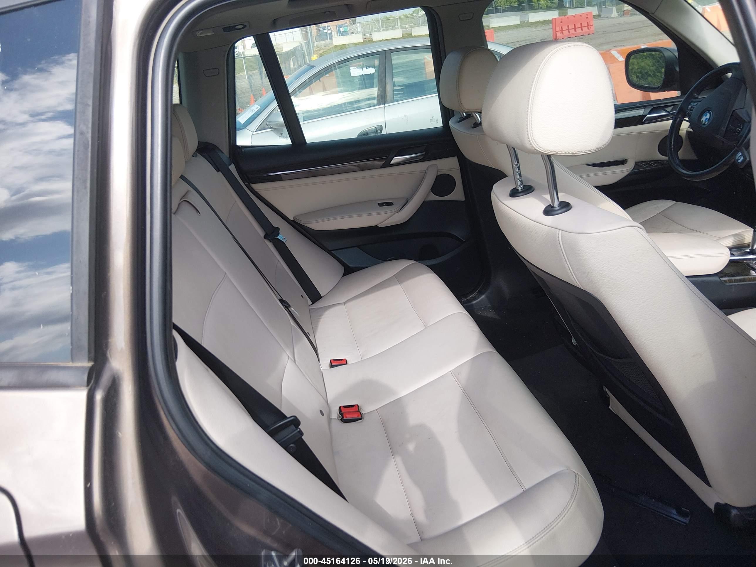 BMW X3 image 8