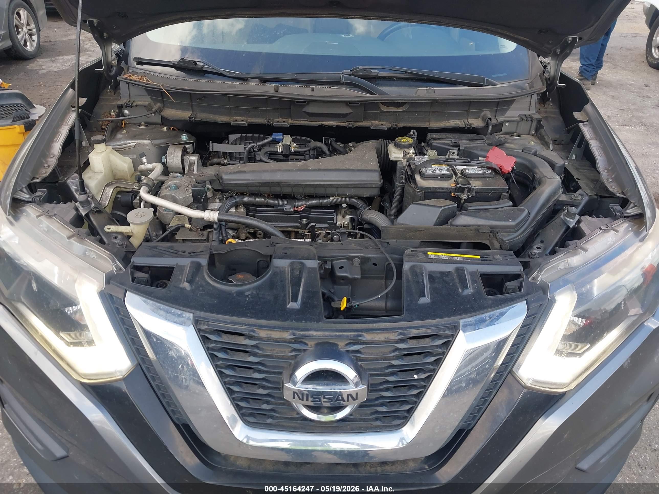NISSAN ROGUE image 10
