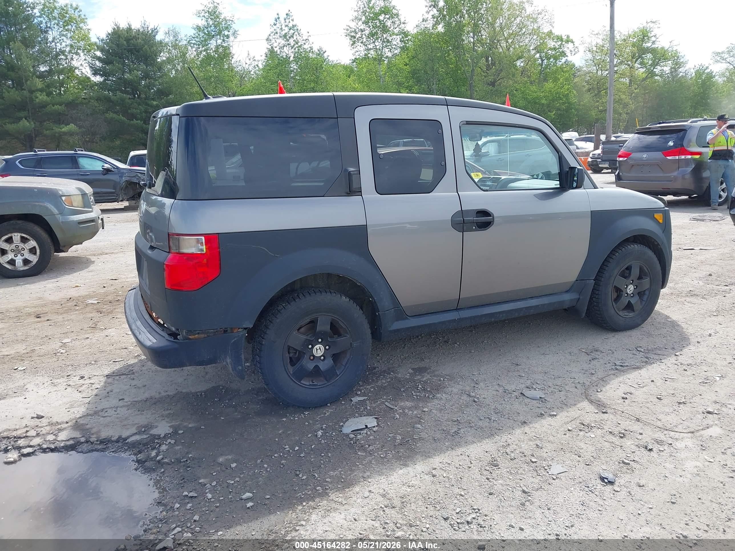 HONDA ELEMENT image 4