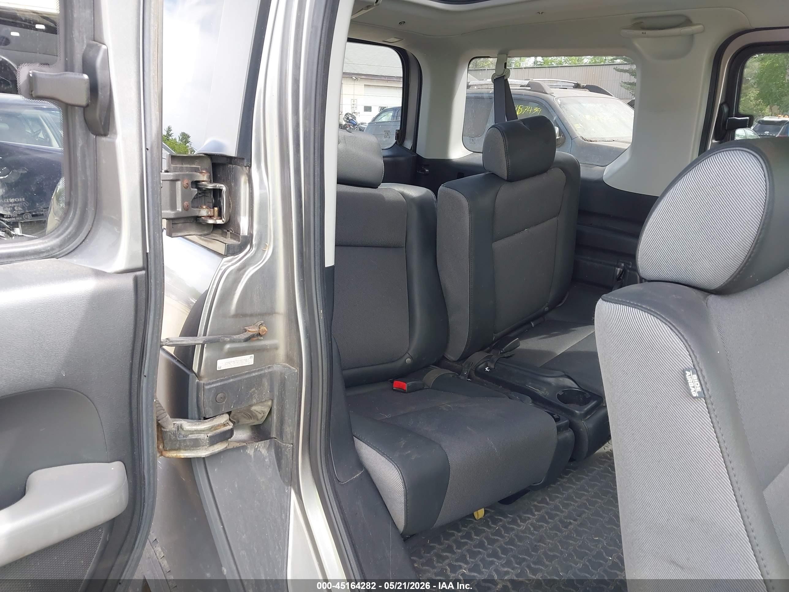 HONDA ELEMENT image 8