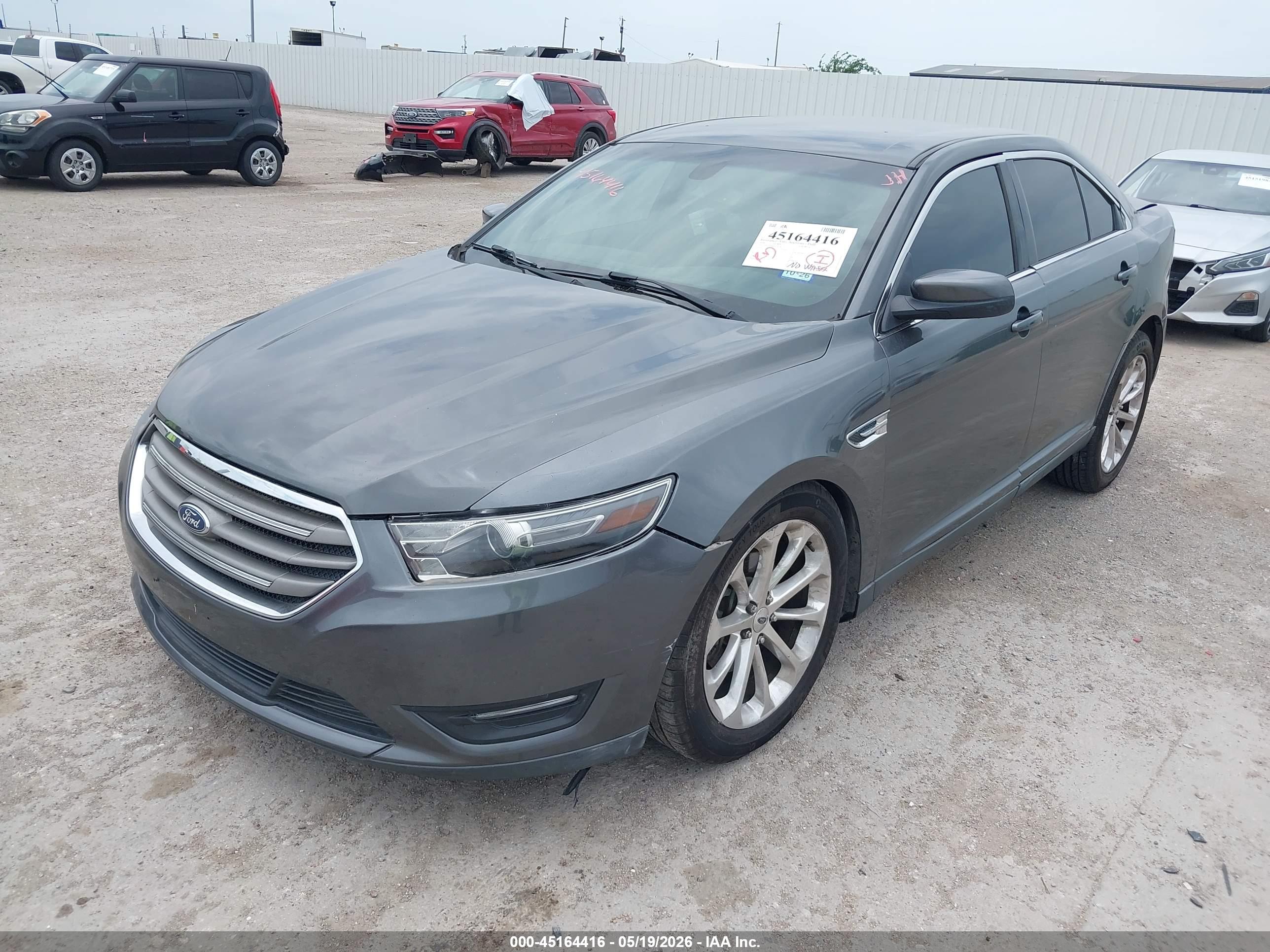 FORD TAURUS image 2