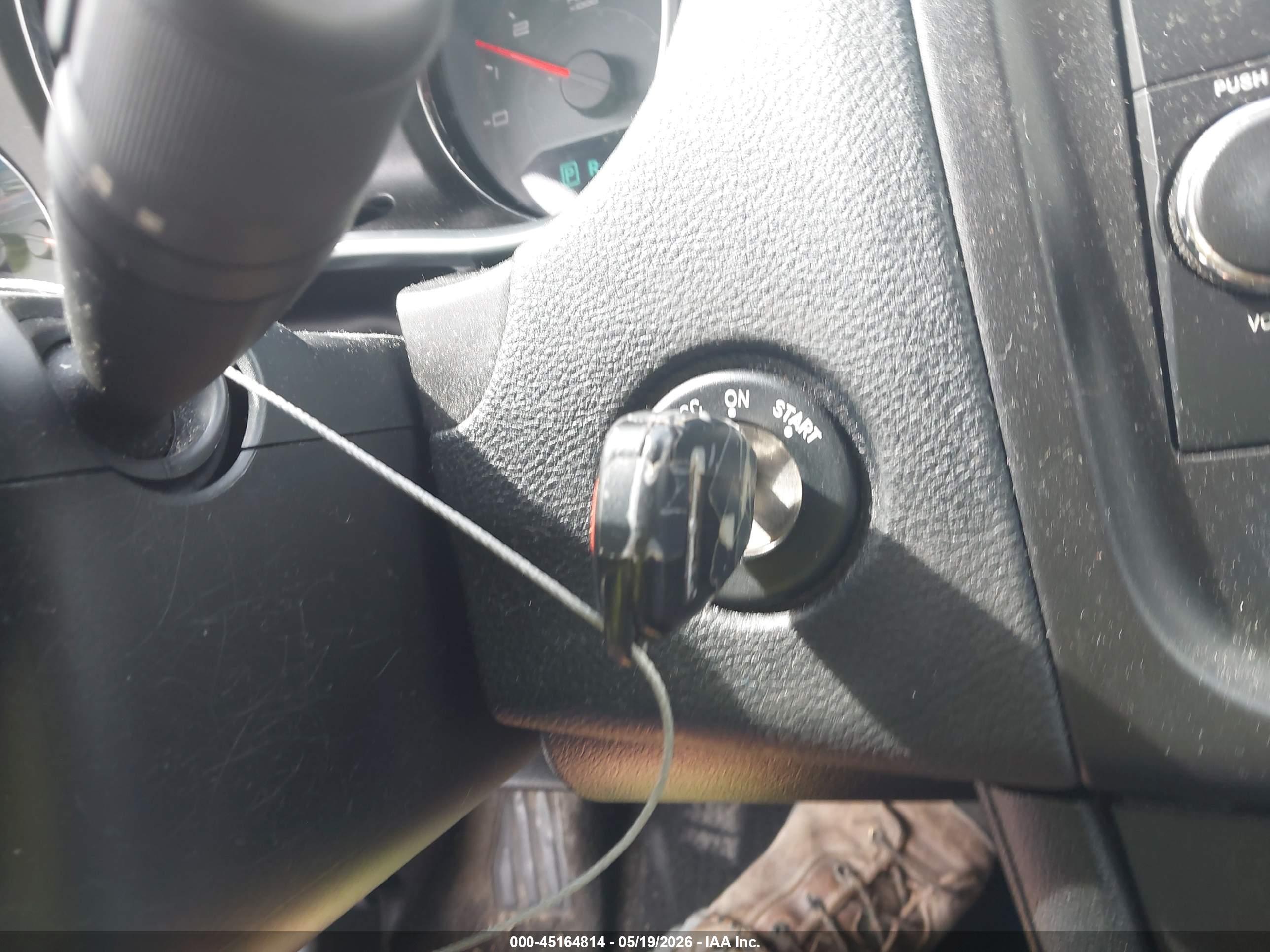 DODGE AVENGER image 11